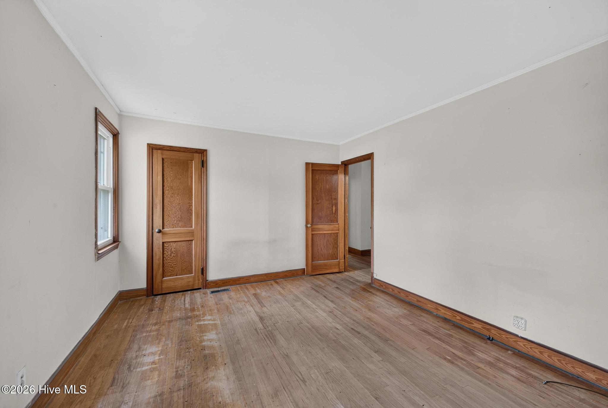 312 1st Street Property Photo 5