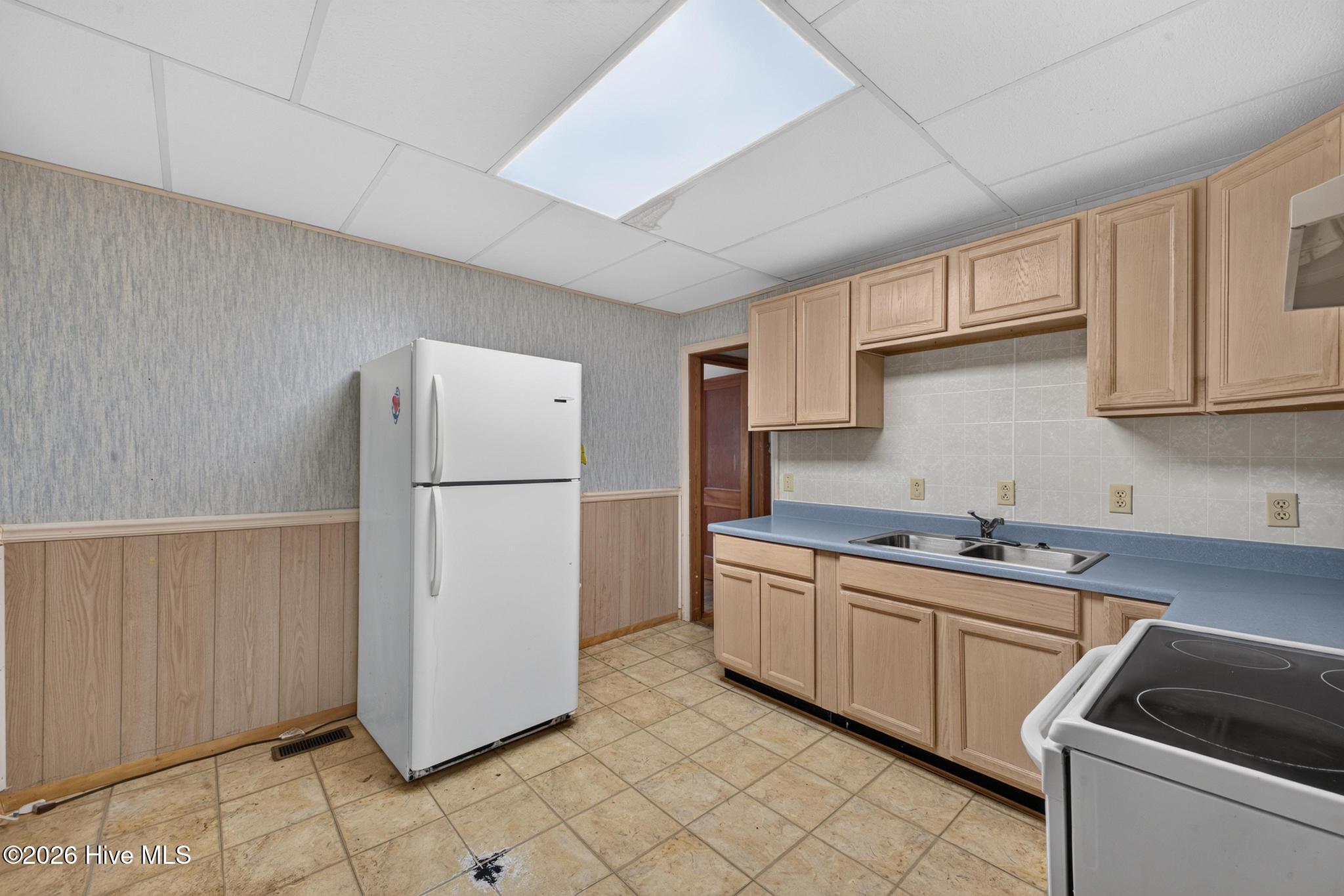312 1st Street Property Photo 10