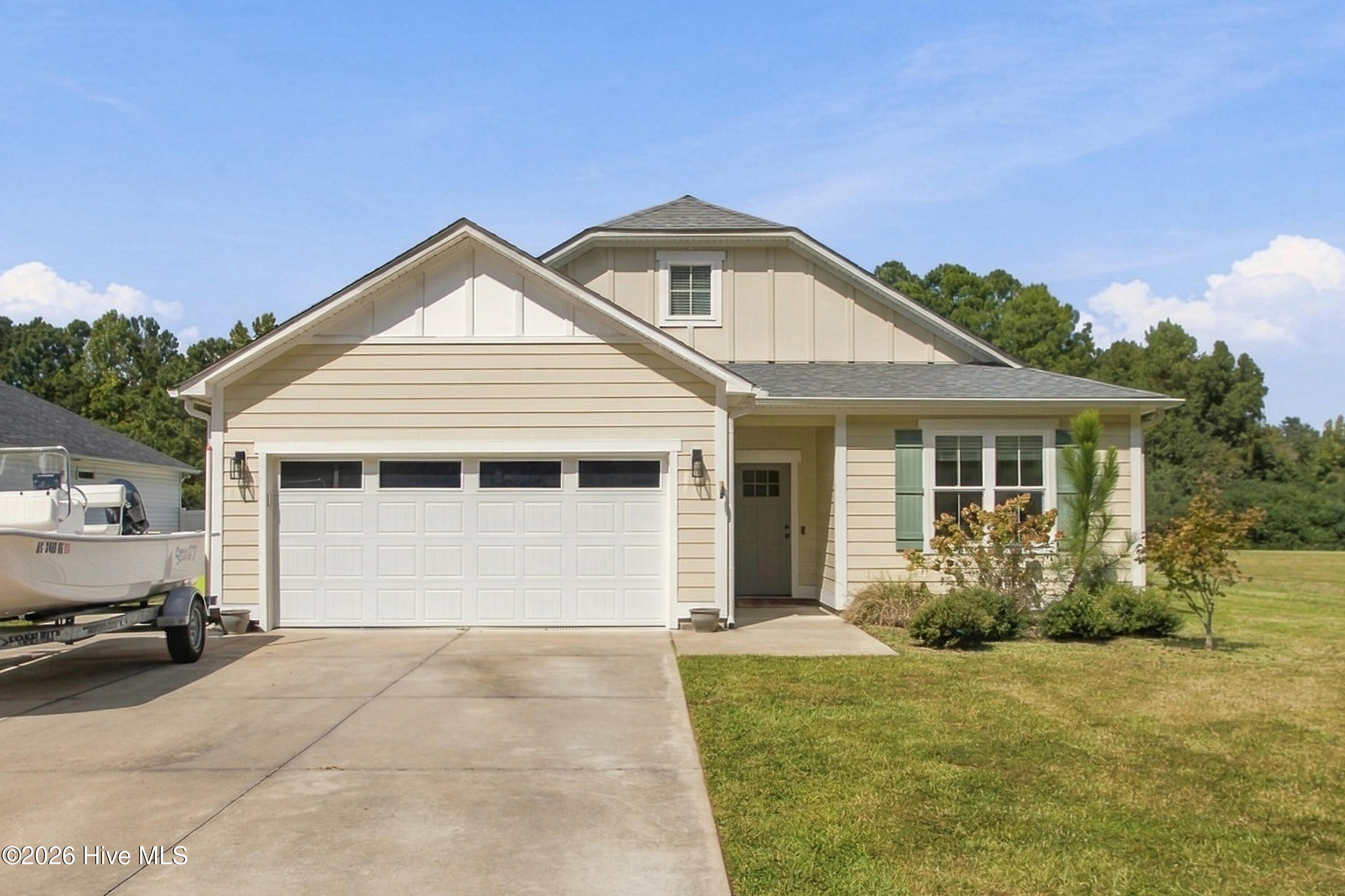 114 E Camp Kiro Road Property Photo 3