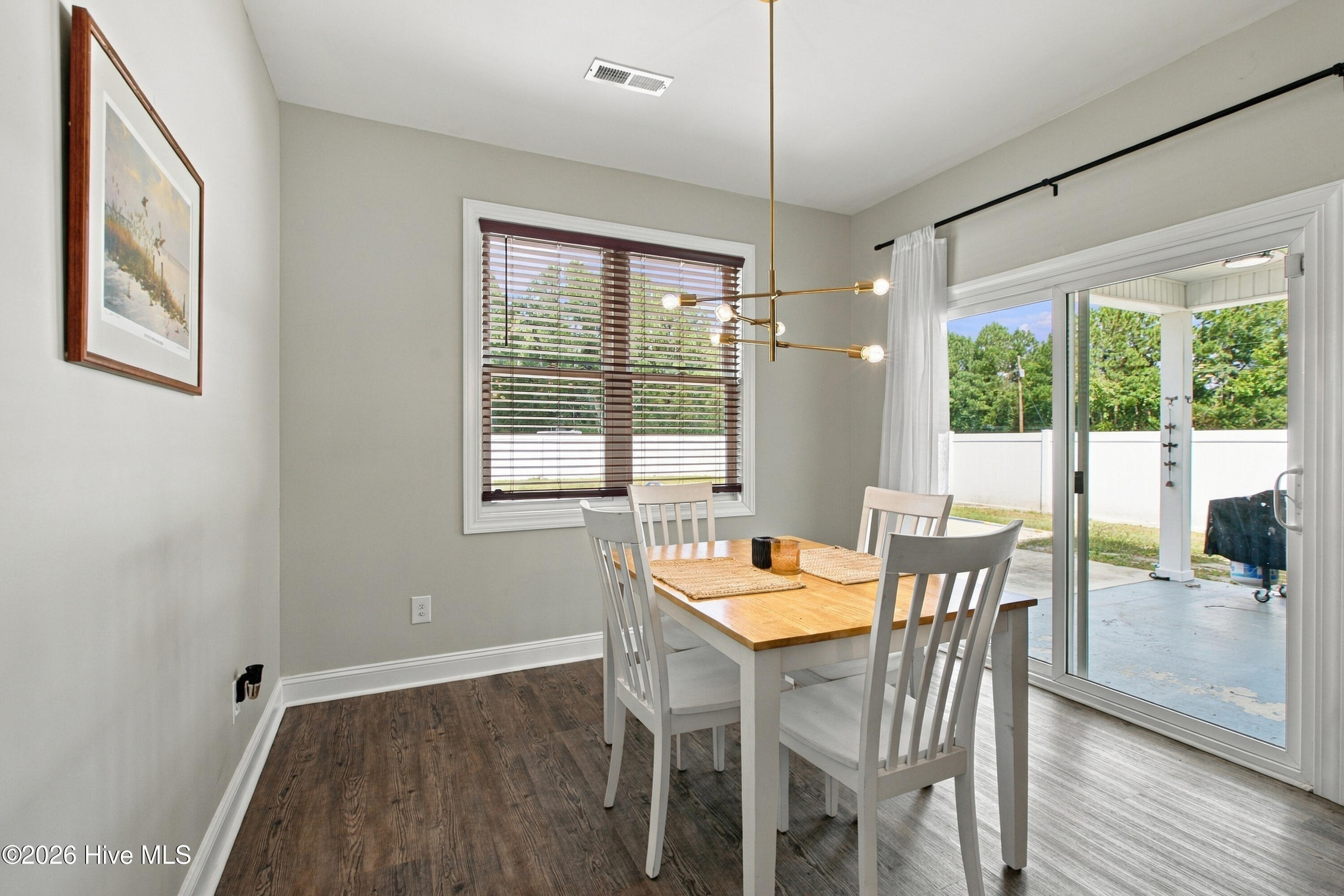114 E Camp Kiro Road Property Photo 13