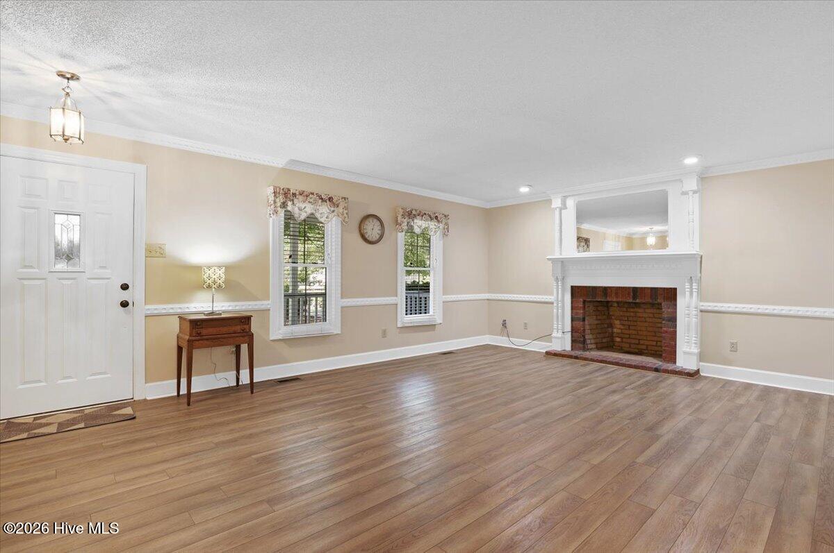 305 Rosewood Gardens Property Photo 14