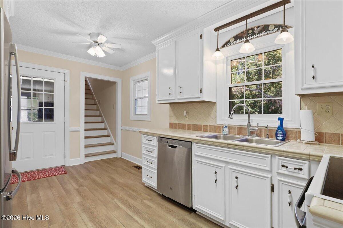 305 Rosewood Gardens Property Photo 16
