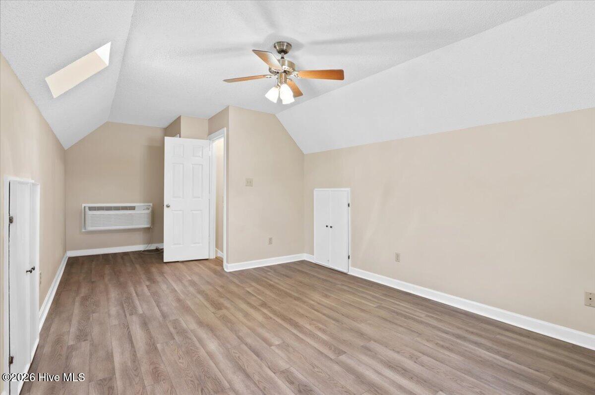 305 Rosewood Gardens Property Photo 22