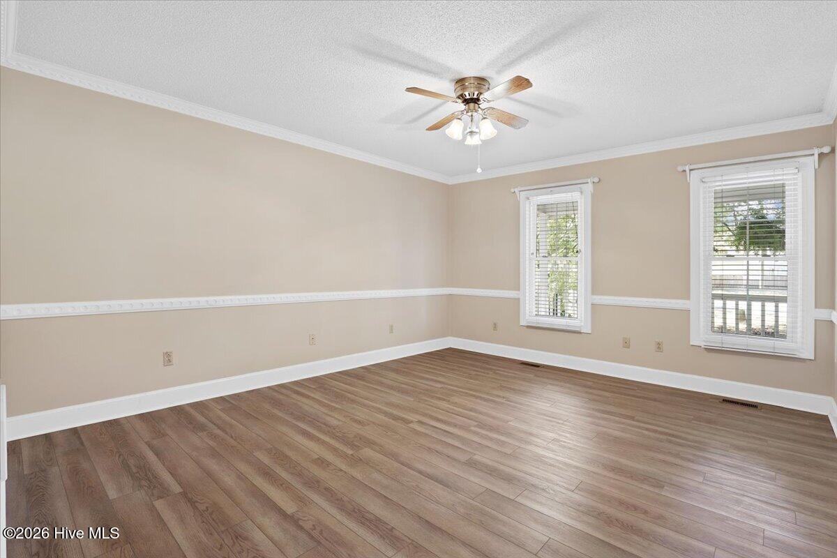 305 Rosewood Gardens Property Photo 23