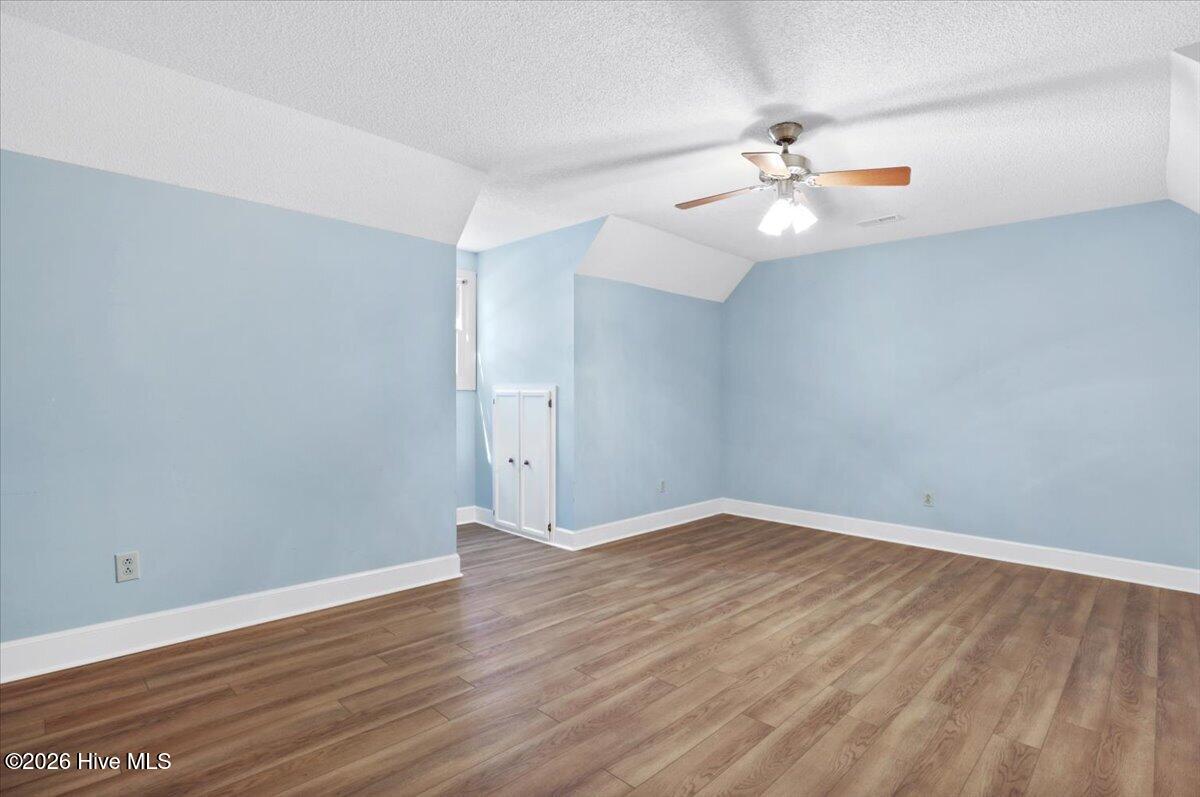 305 Rosewood Gardens Property Photo 26