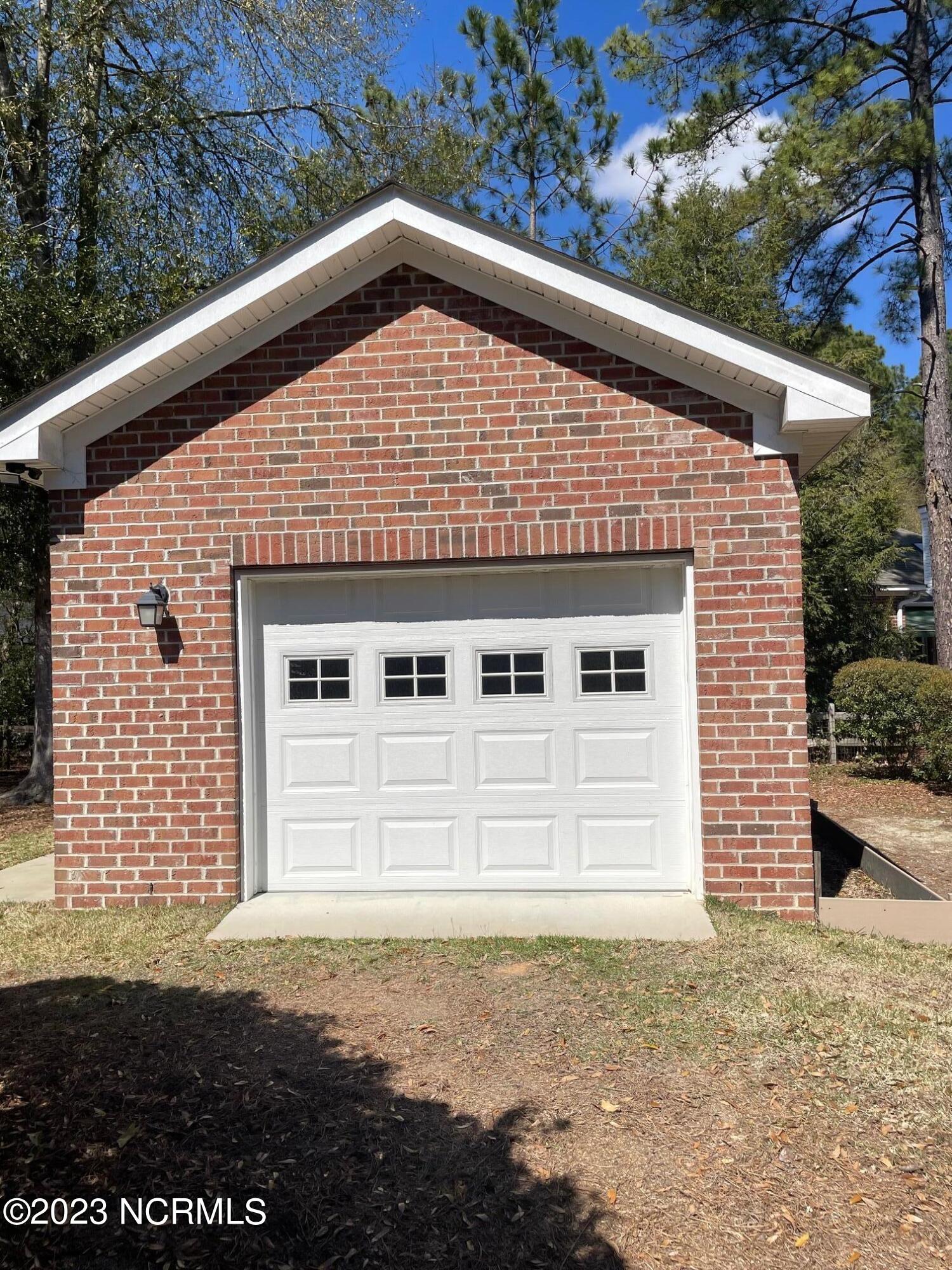260 Saint Andrews Drive Property Photo 22