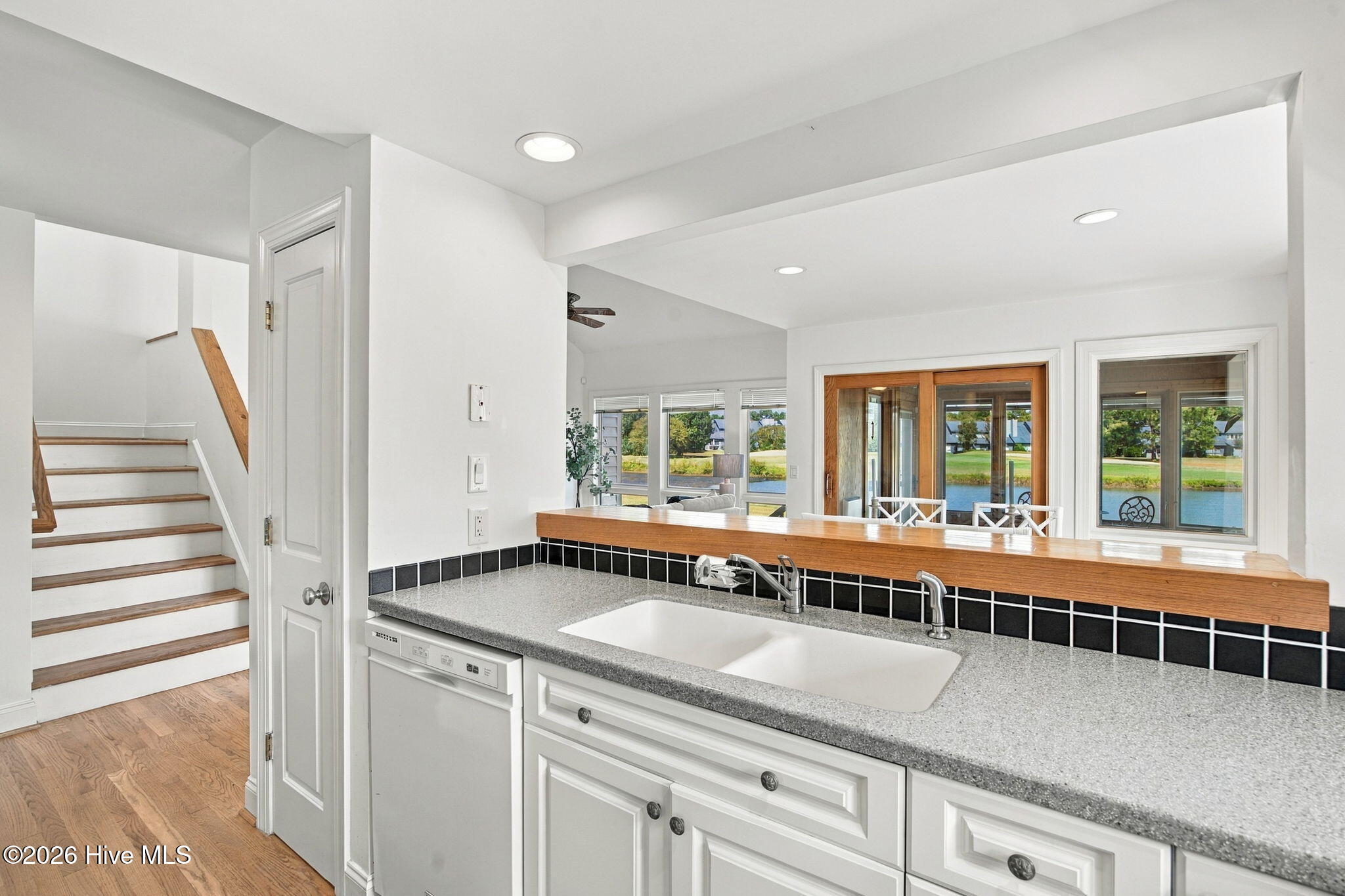 107 Egret Court Property Photo 12