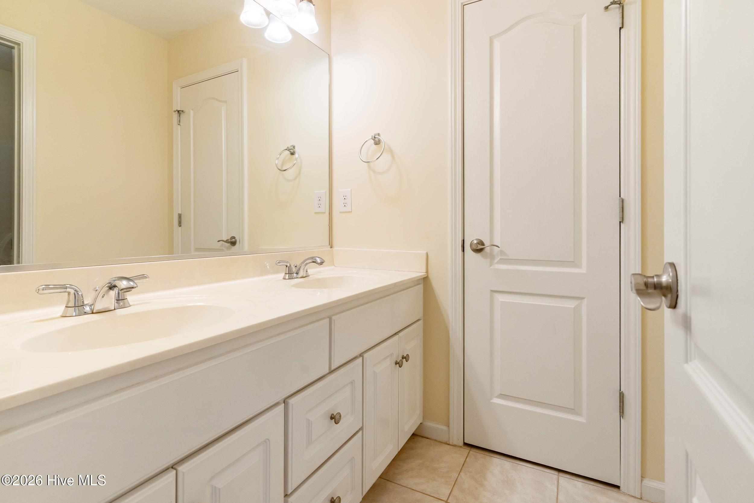 1124 Brighton Drive Property Photo 42