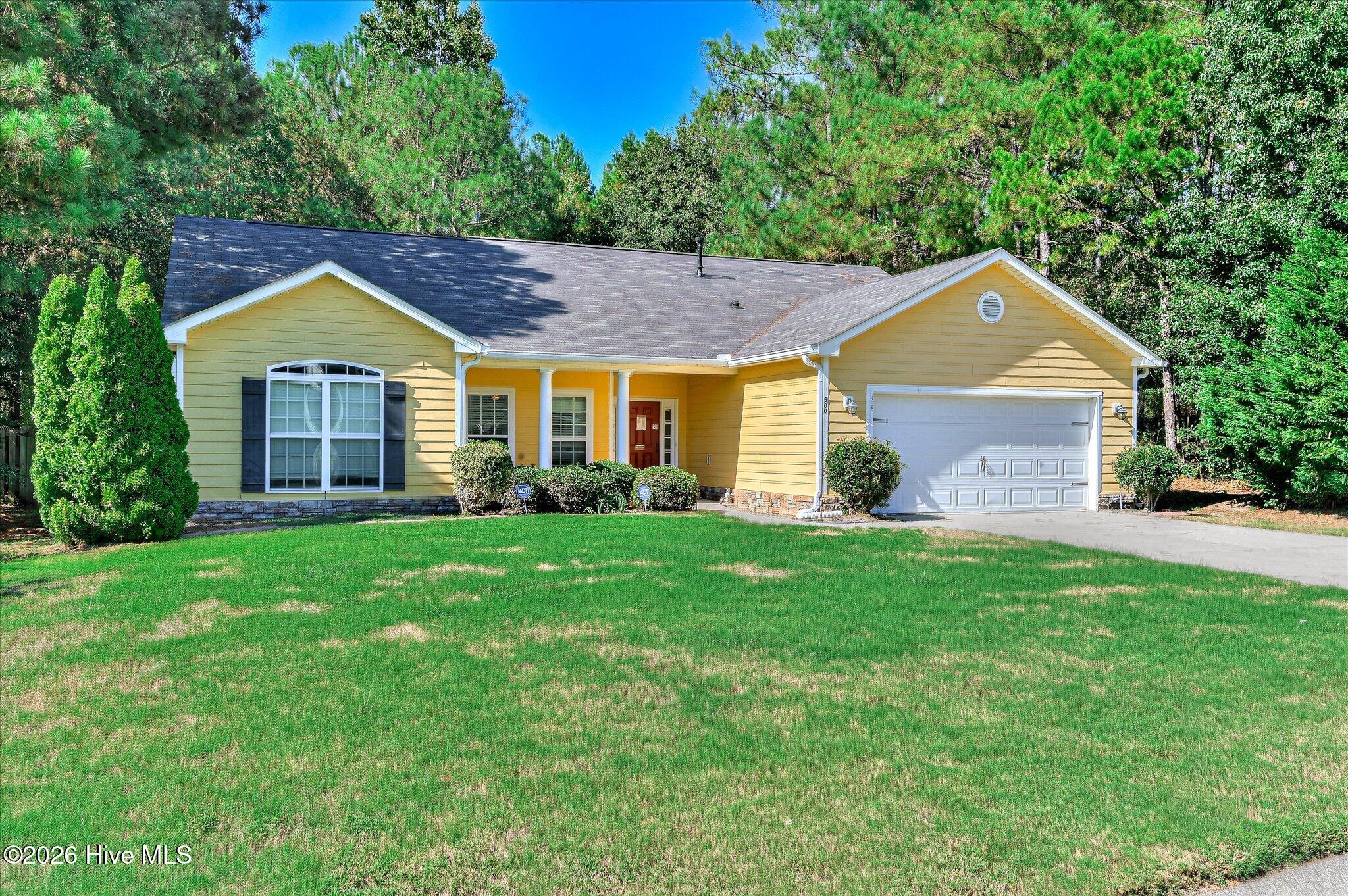 300 Foxchase Circle Property Photo 3