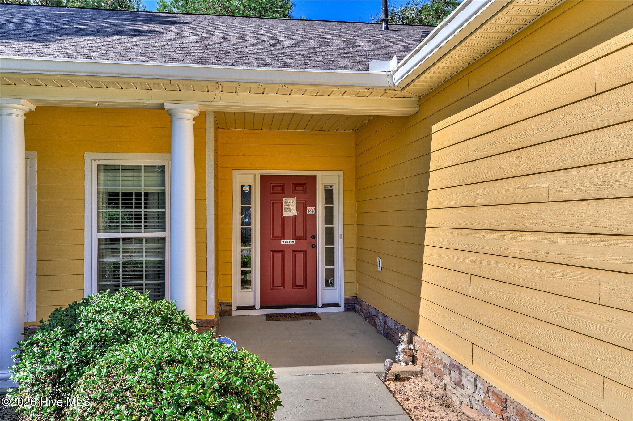 300 Foxchase Circle Property Photo 5