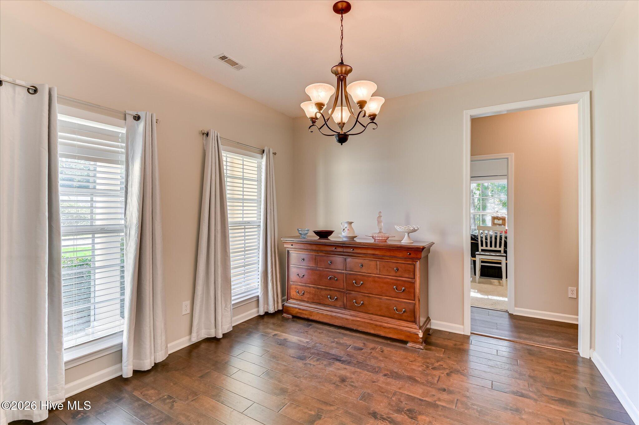 300 Foxchase Circle Property Photo 17