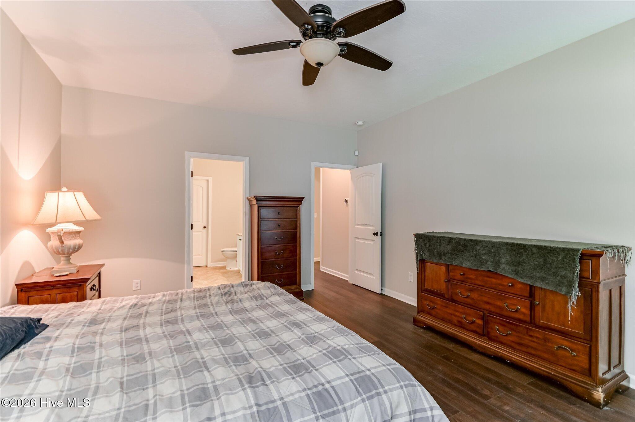 300 Foxchase Circle Property Photo 20