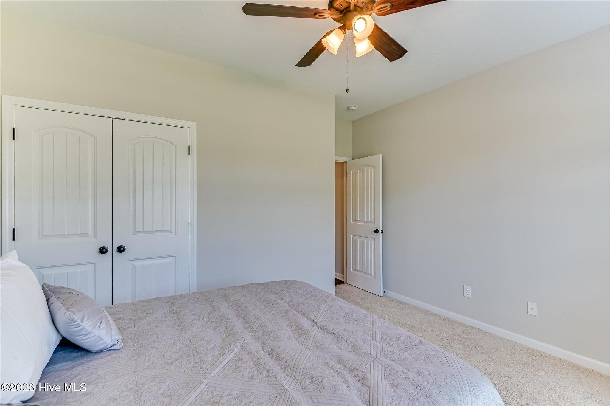 300 Foxchase Circle Property Photo 23