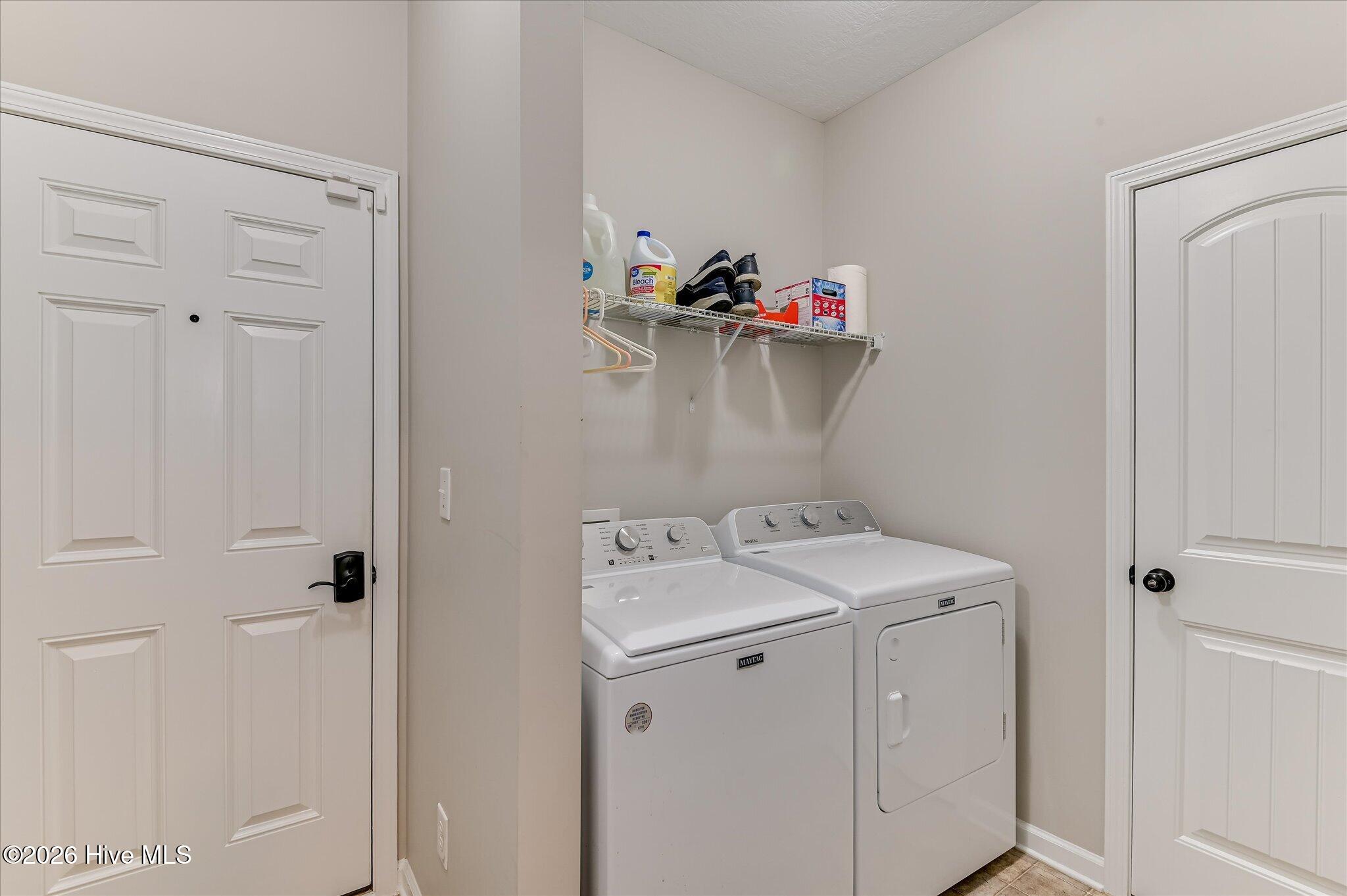 300 Foxchase Circle Property Photo 28