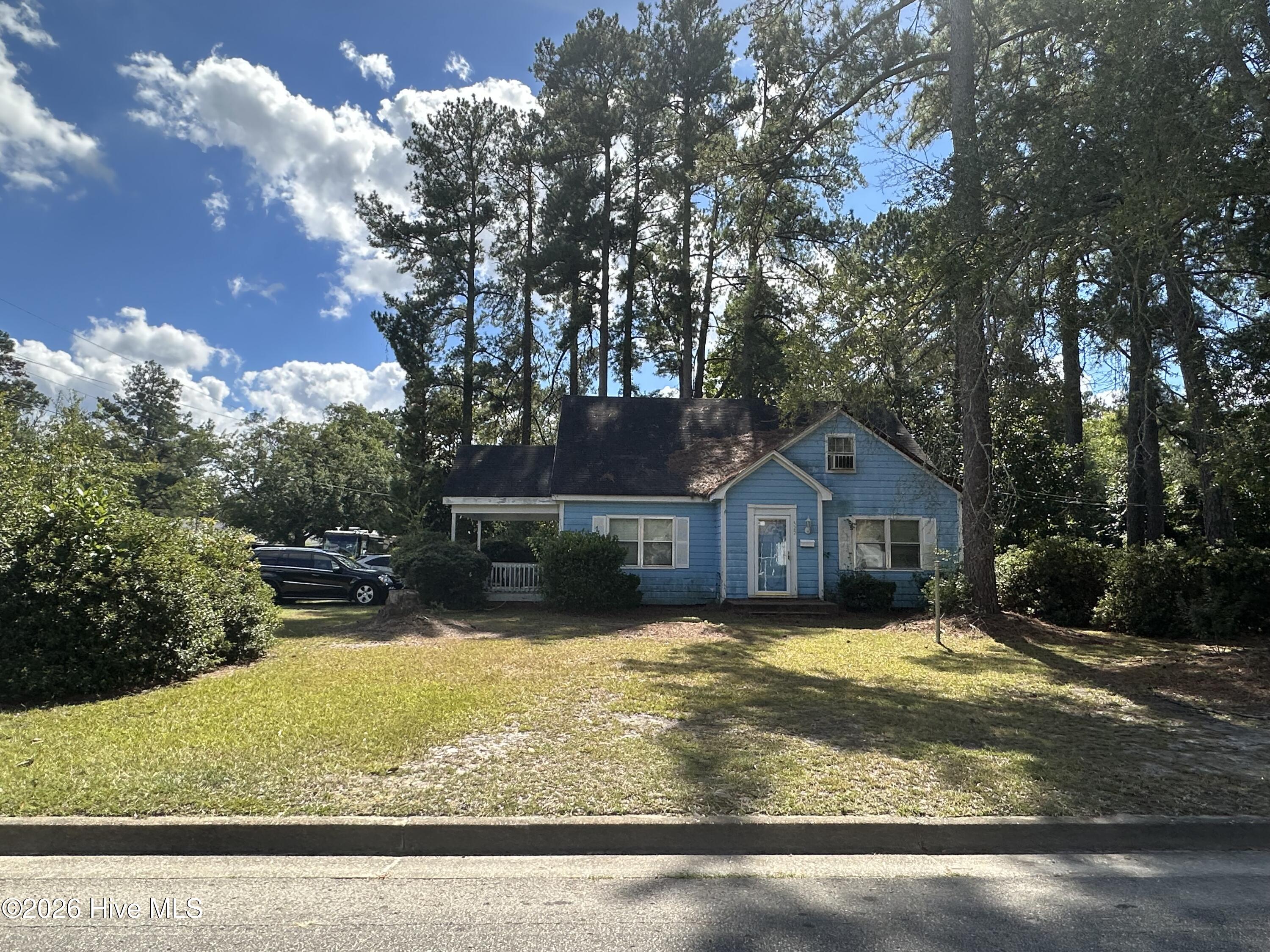 322 E Cavenaugh Street Property Photo 1