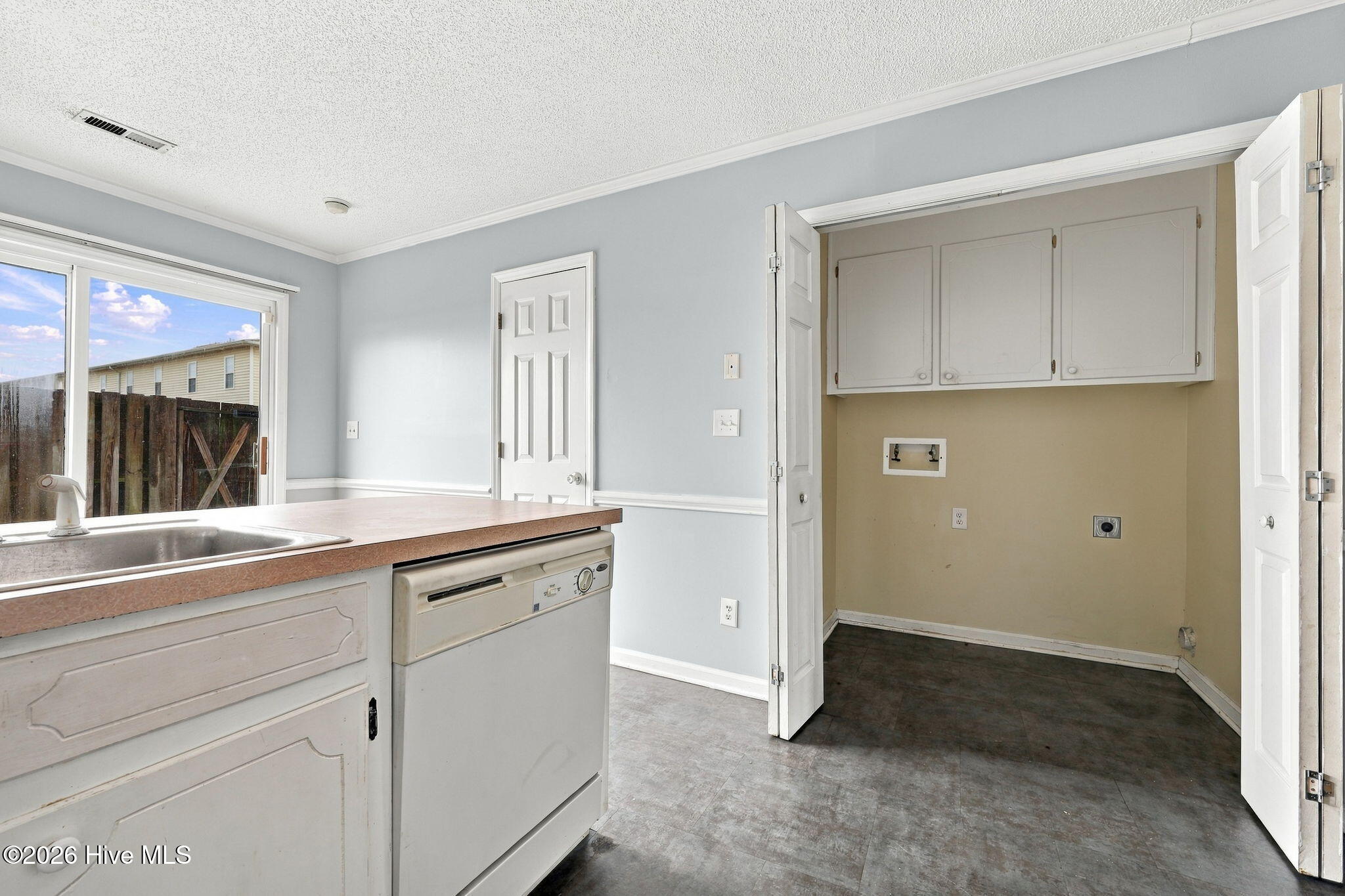 2300 Vineyard Drive Property Photo 15
