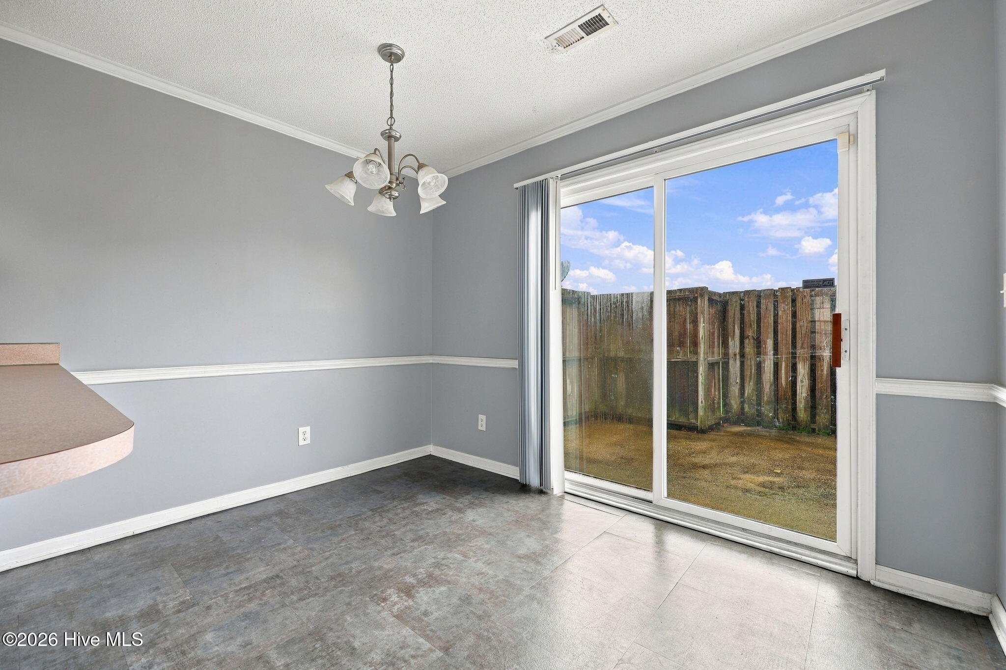 2300 Vineyard Drive Property Photo 17