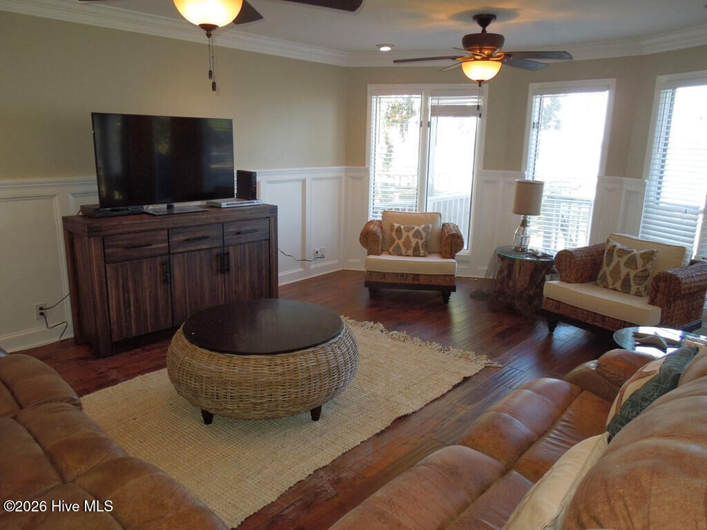 148 Midway Circle Property Photo 3