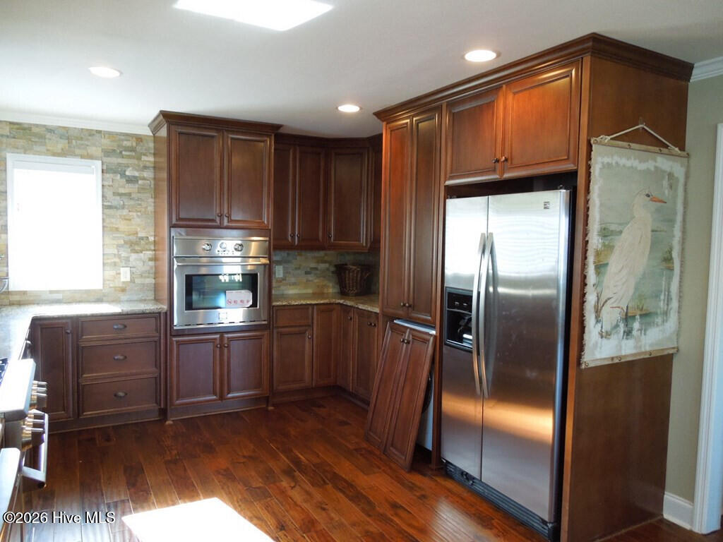 148 Midway Circle Property Photo 12
