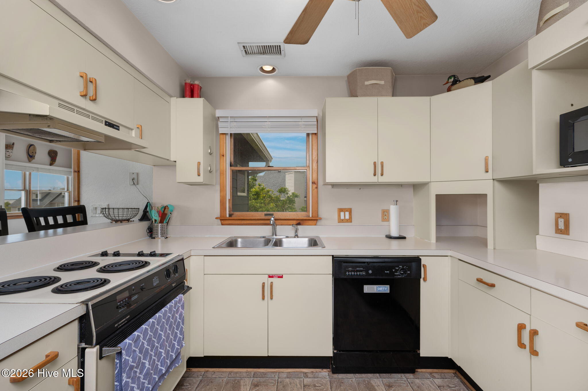 120 Jay Crest Road Property Photo 11