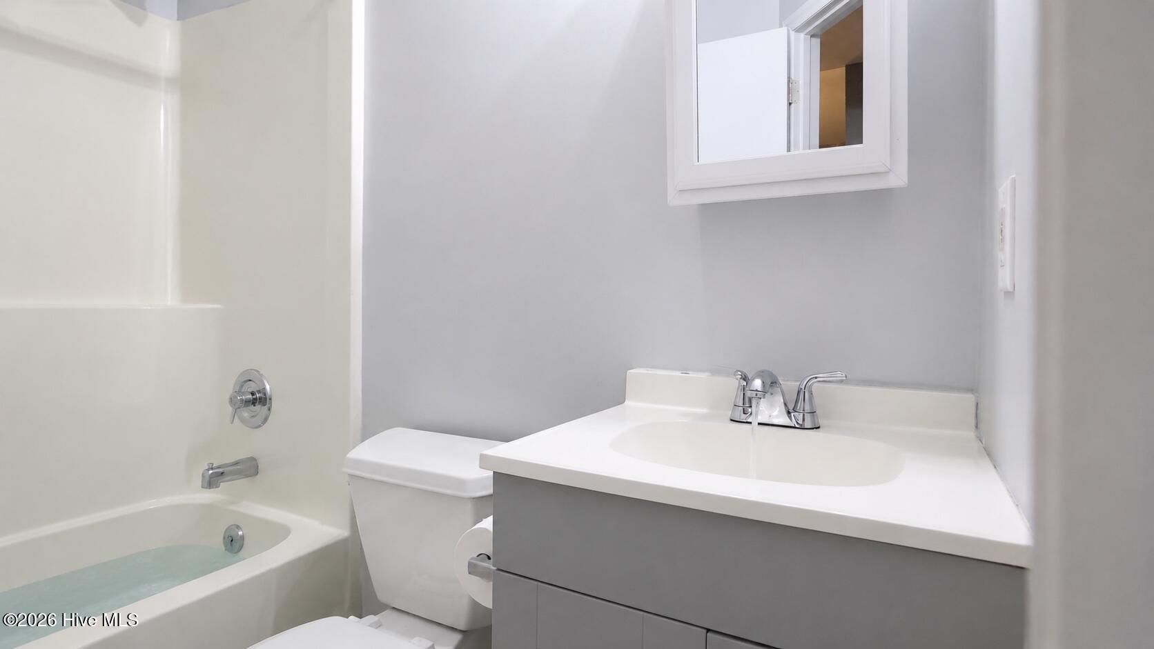 4230 Wilshire Boulevard Apt 306 Property Photo 2
