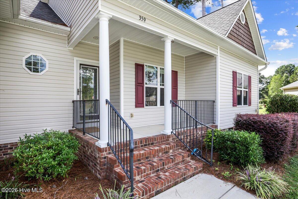 359 Log Cabin Court Property Photo 6