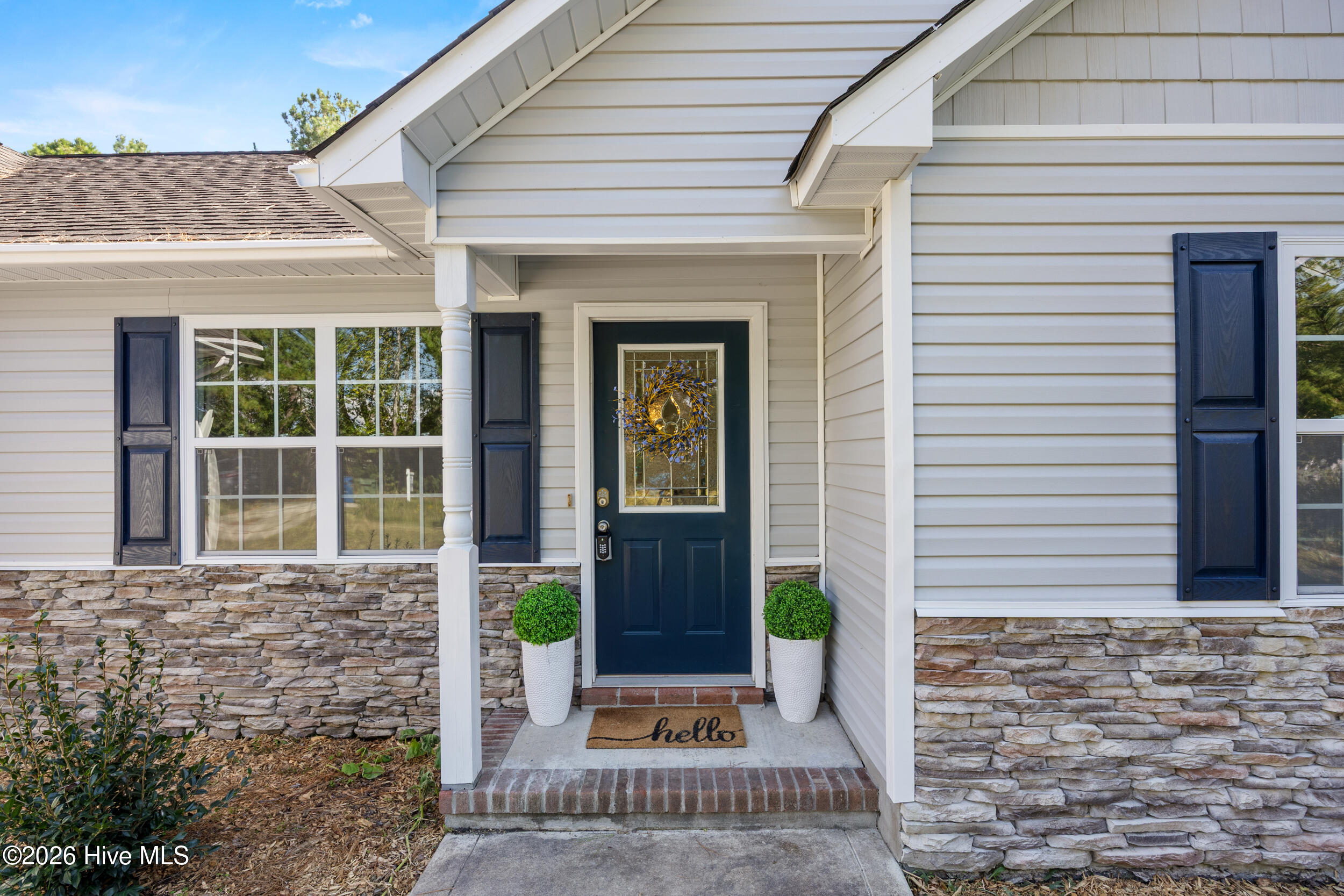 876 Old Folkstone Road Property Photo 4