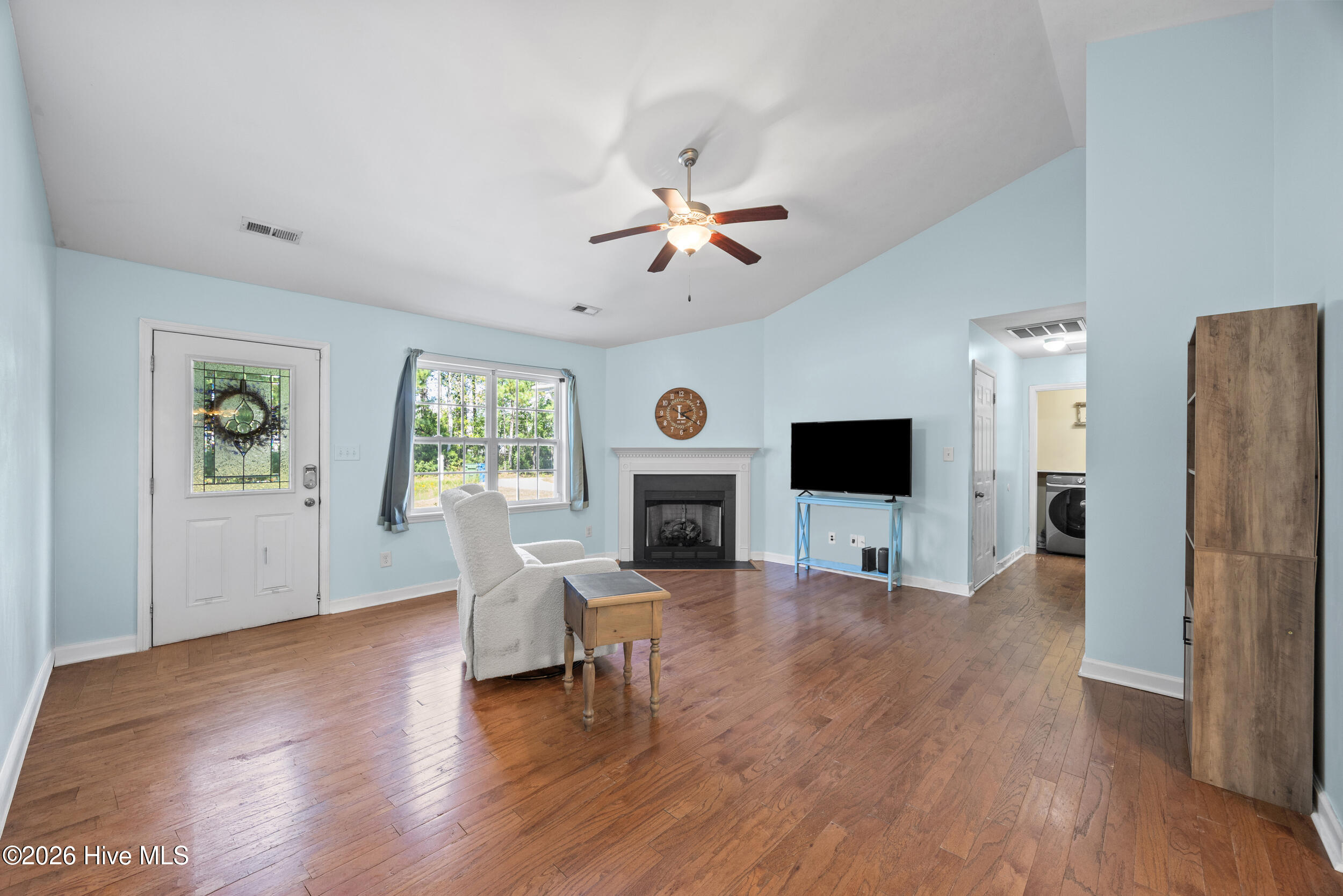876 Old Folkstone Road Property Photo 11