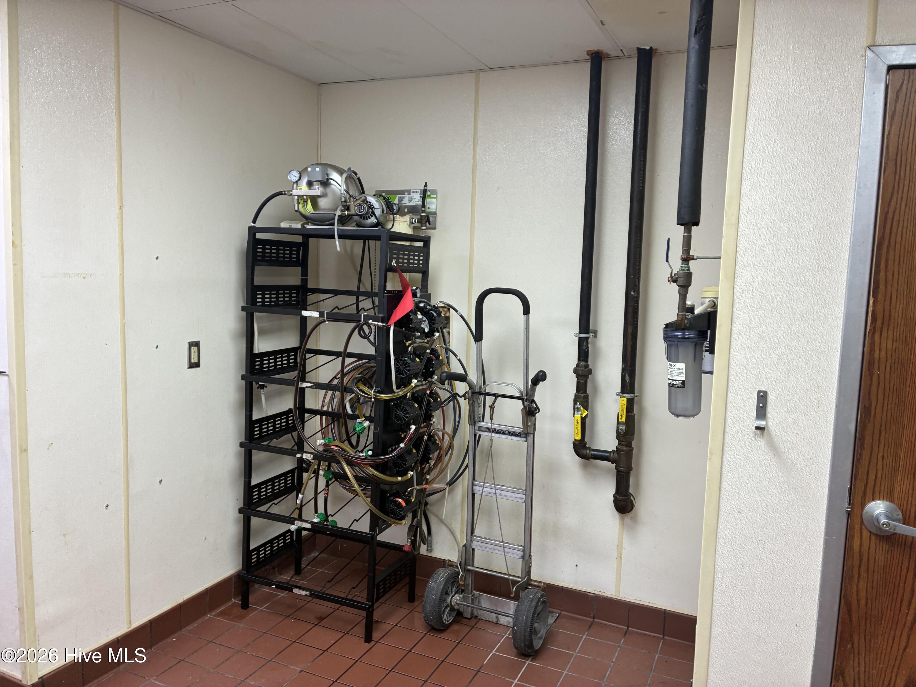 1237 N Road Street Property Photo 27