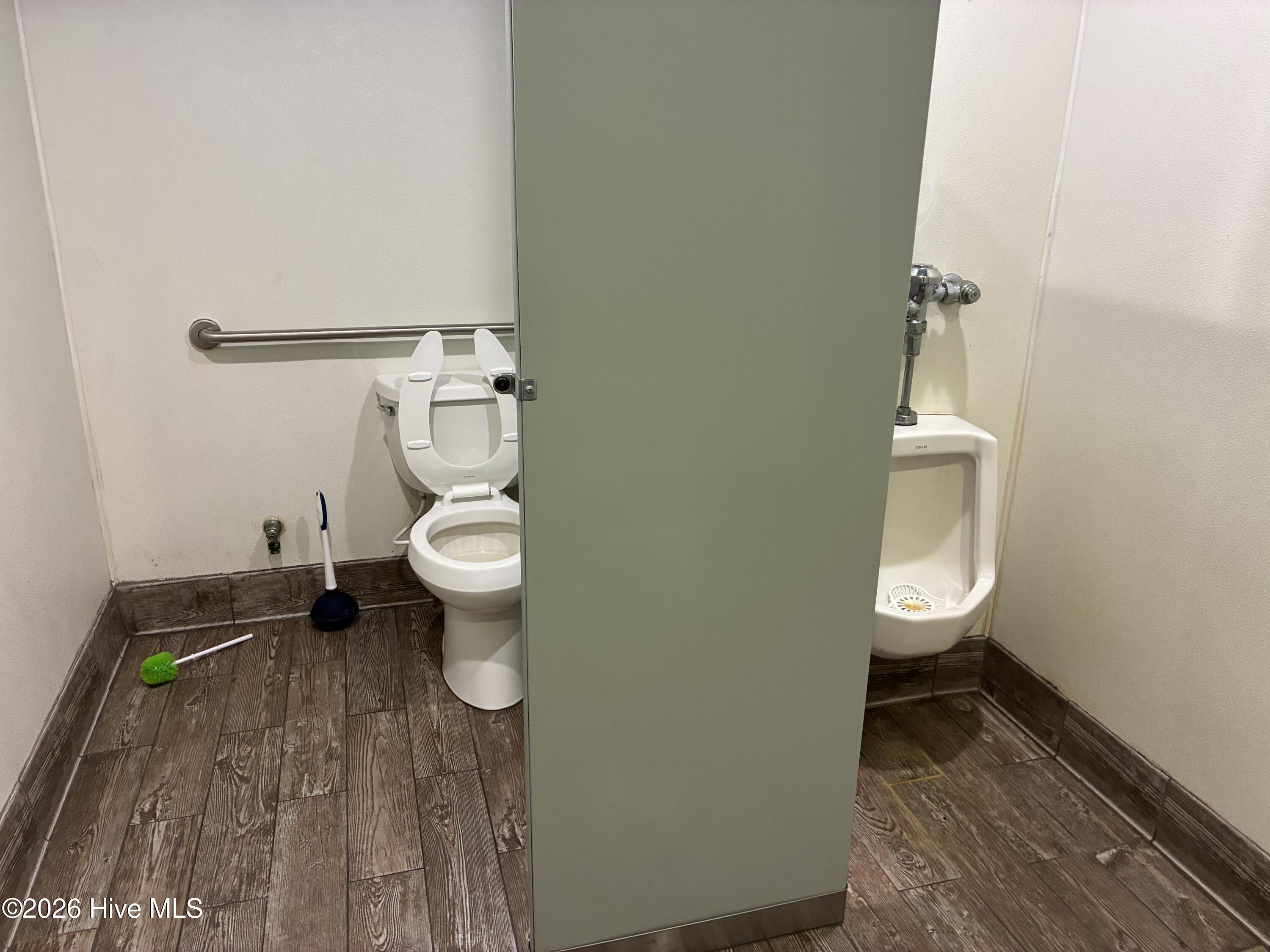 1237 N Road Street Property Photo 30