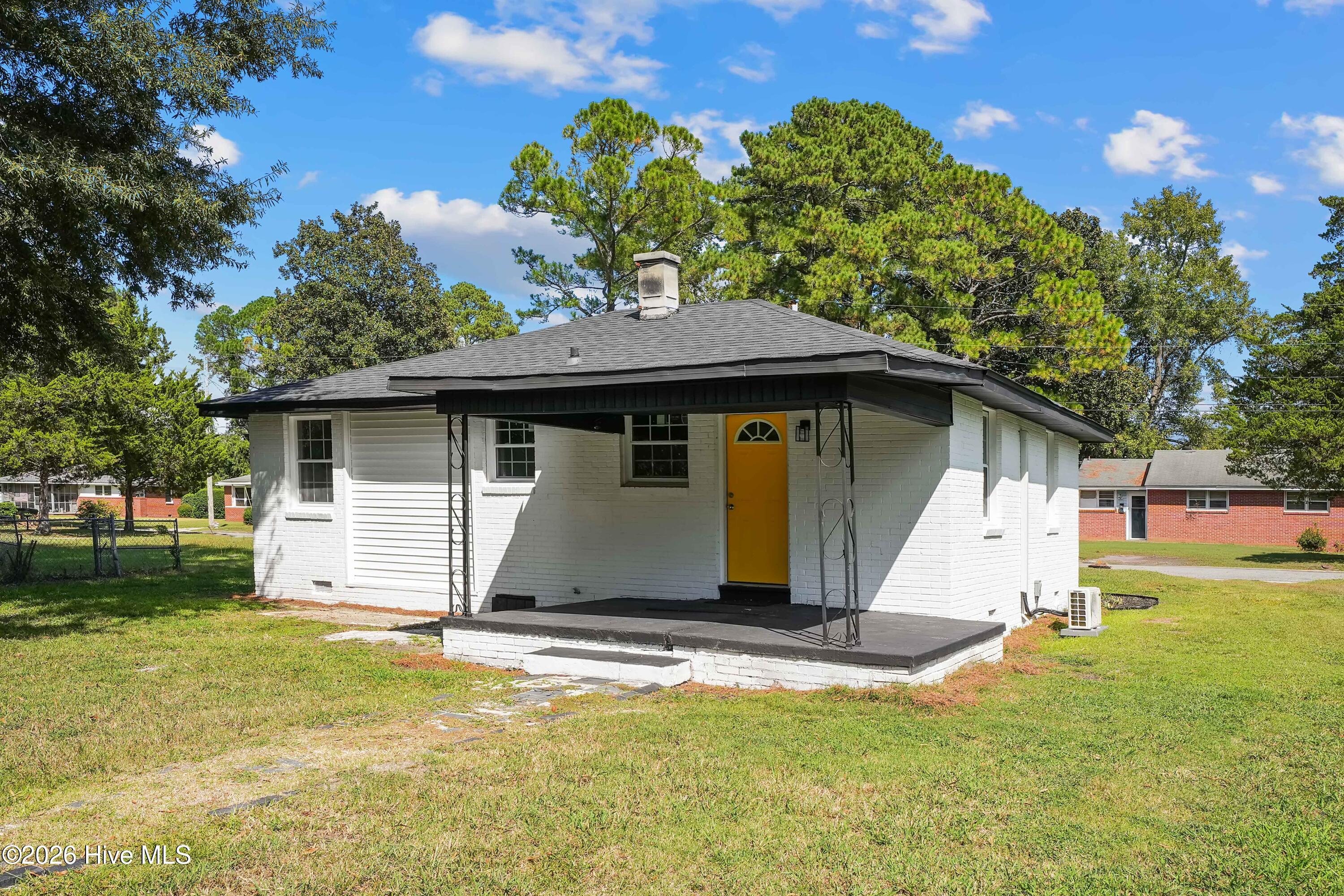 1218 Ferndale Lane Property Photo 9