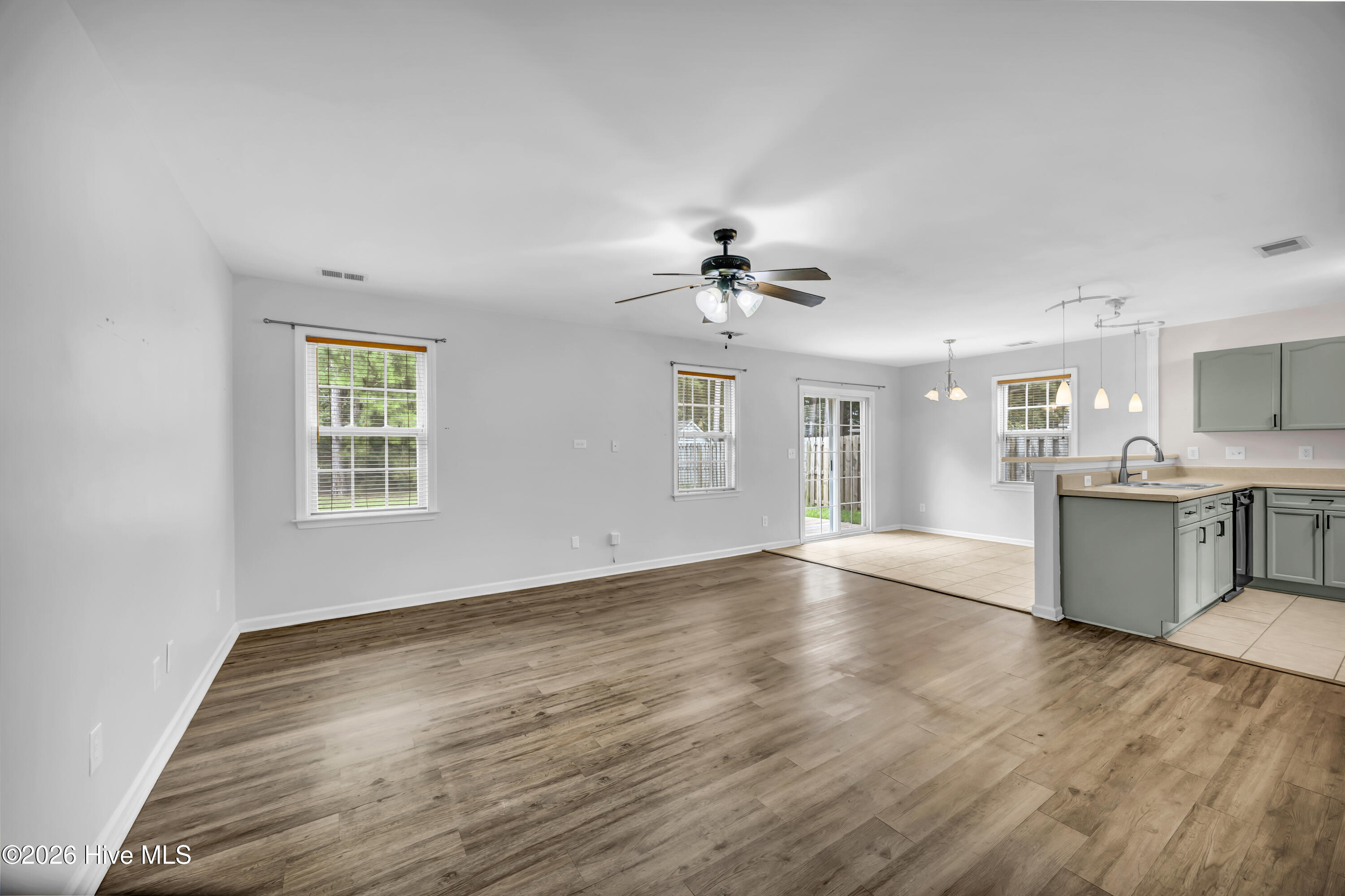 1148 Amber Pines Drive Property Photo 18