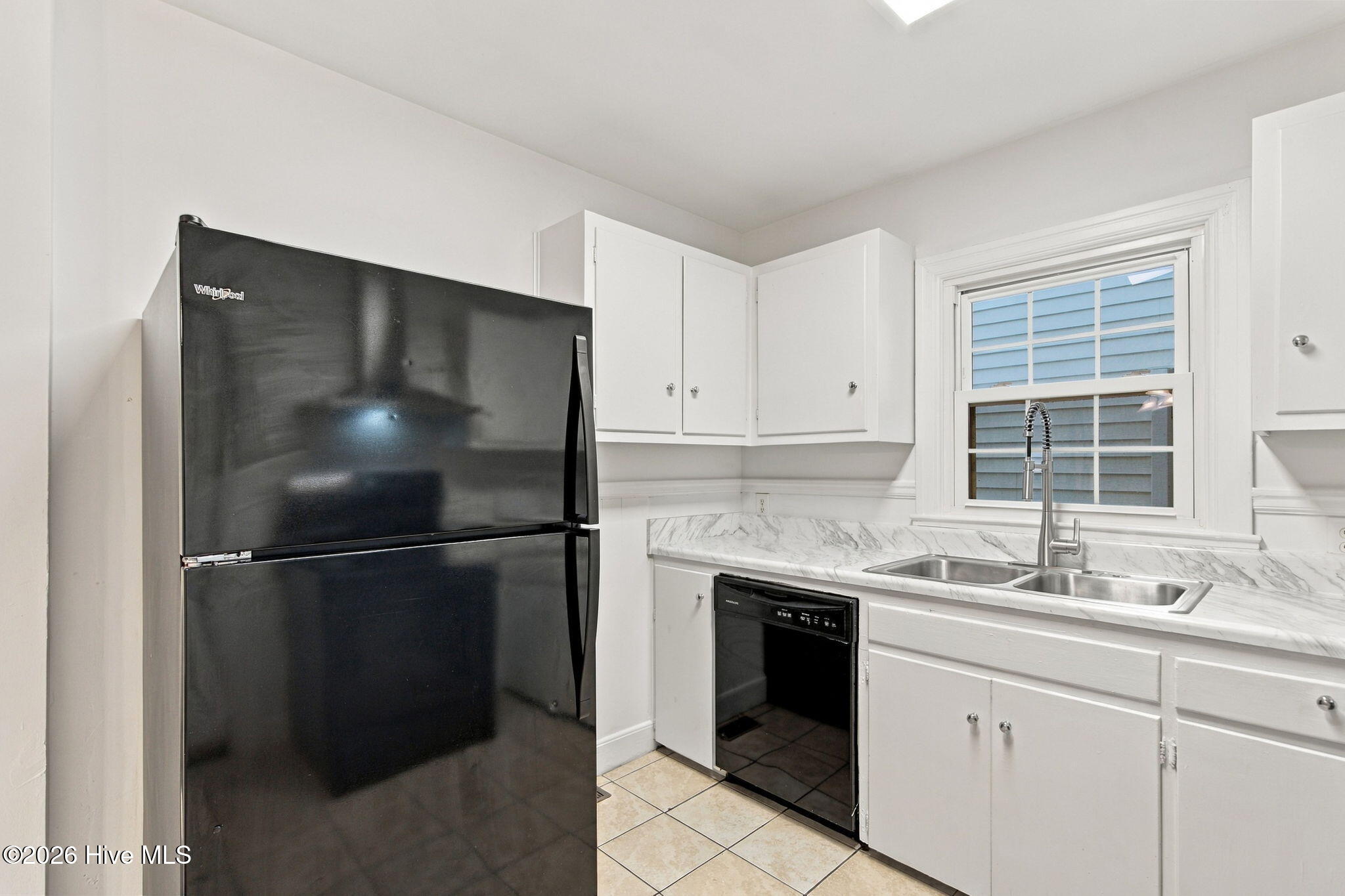 805 Rosemont Avenue Property Photo 16