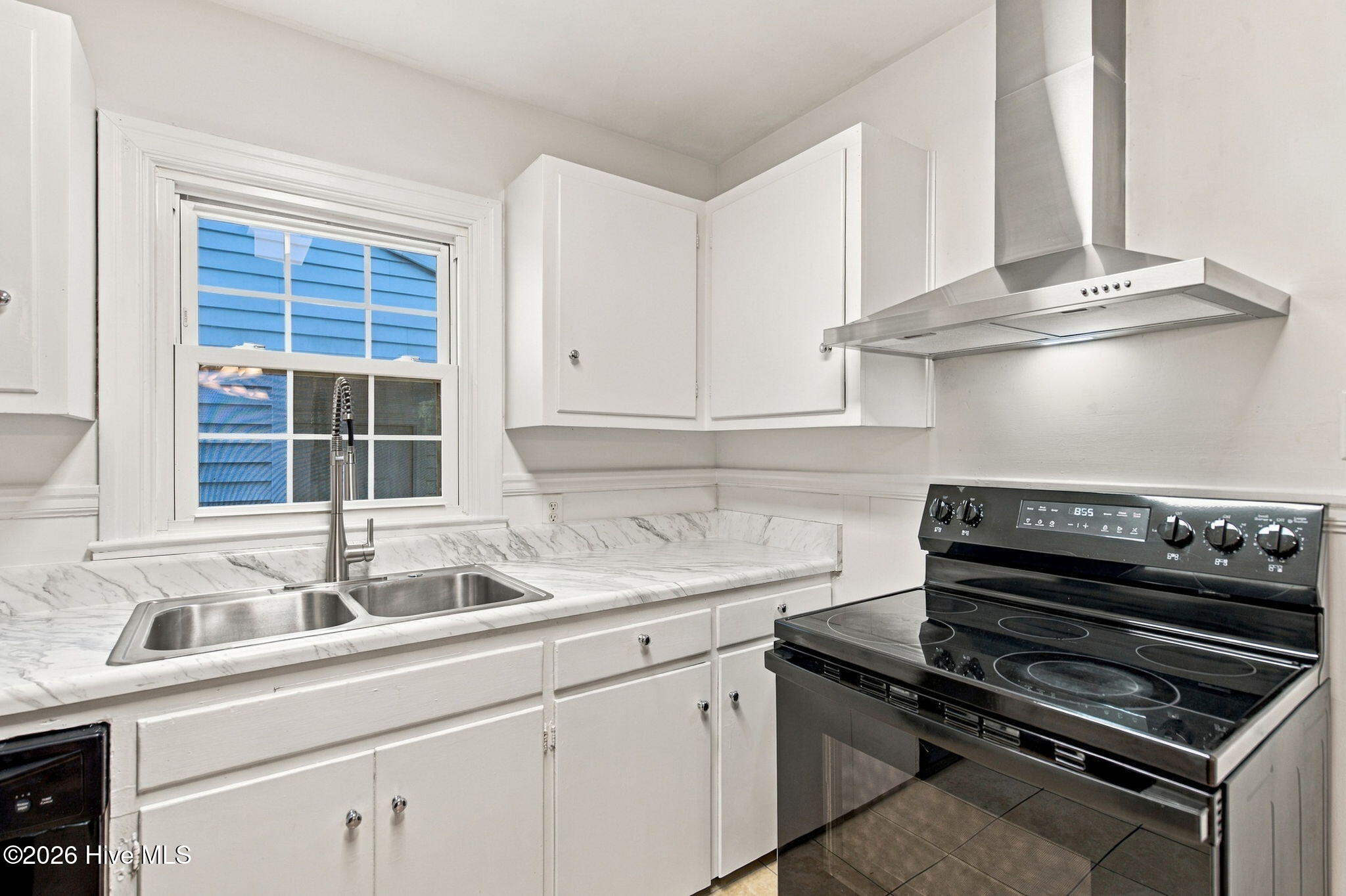 805 Rosemont Avenue Property Photo 17