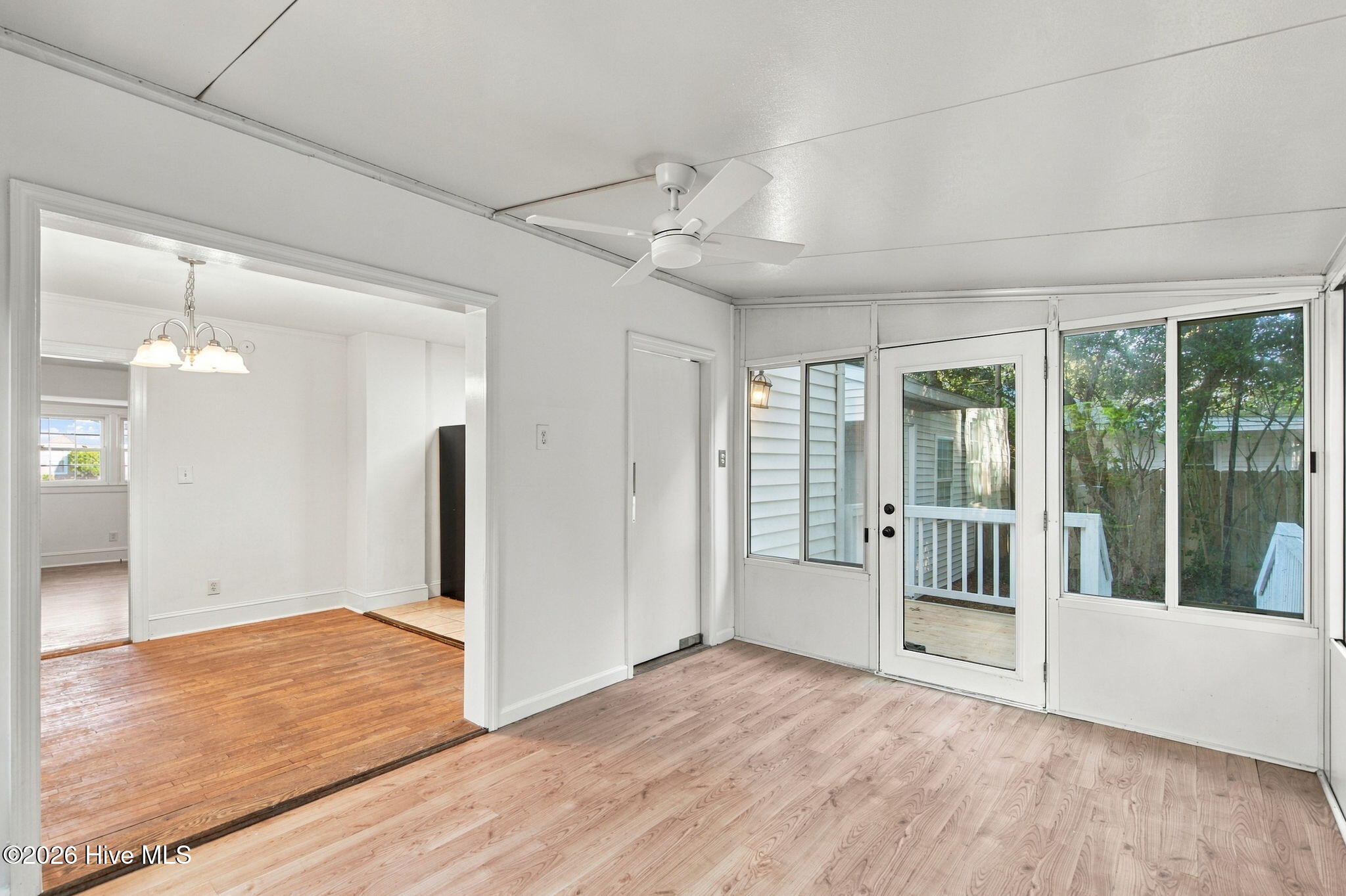 805 Rosemont Avenue Property Photo 22