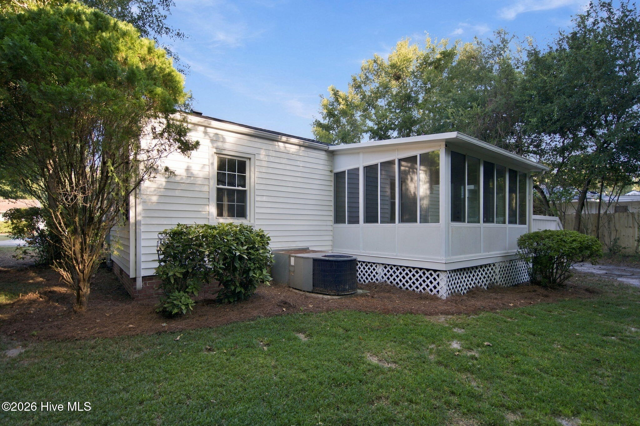 805 Rosemont Avenue Property Photo 35