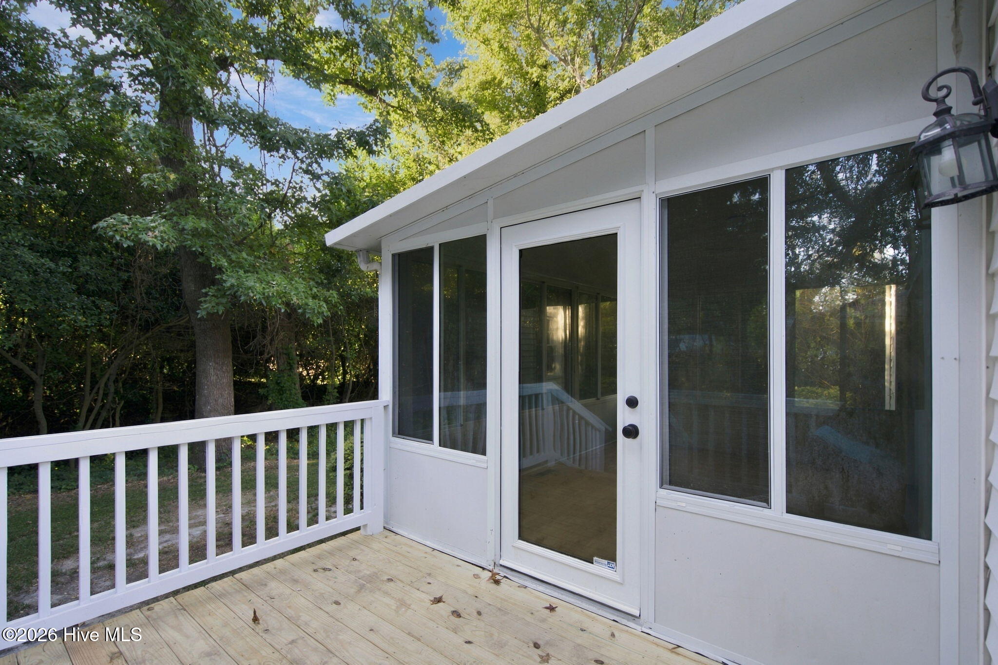 805 Rosemont Avenue Property Photo 37