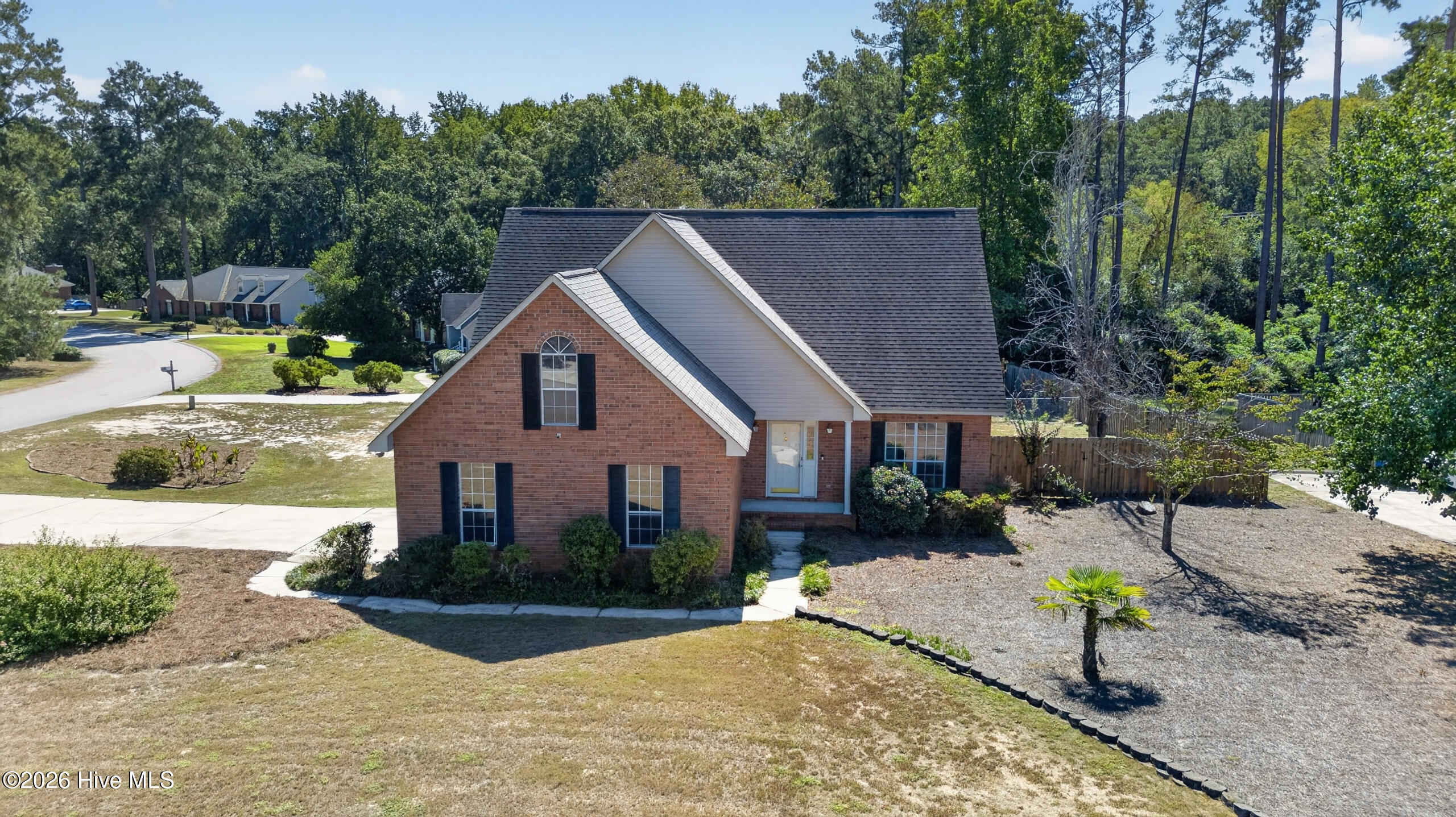 3042 Maplewood Drive Property Photo 4