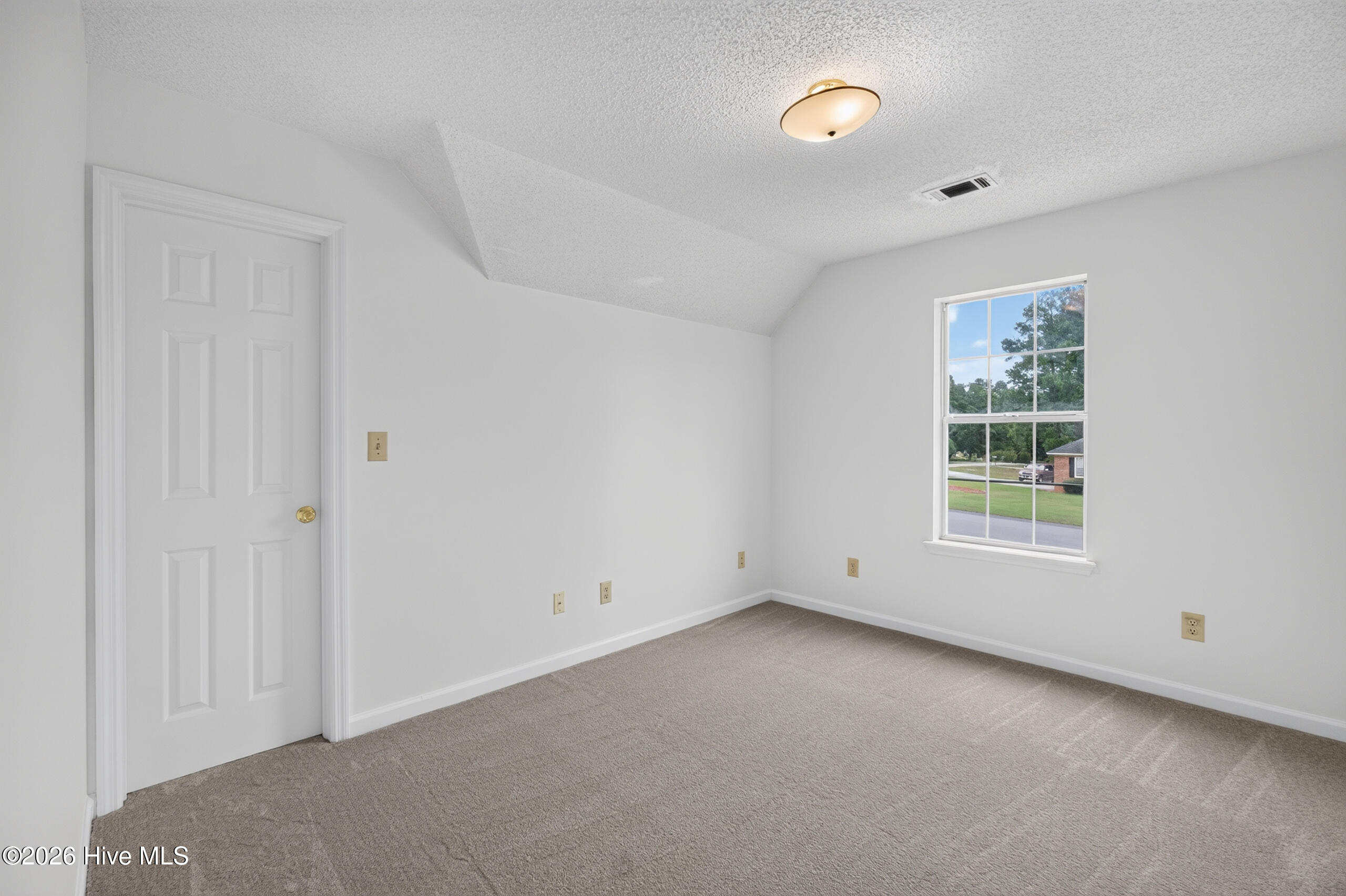 3042 Maplewood Drive Property Photo 34