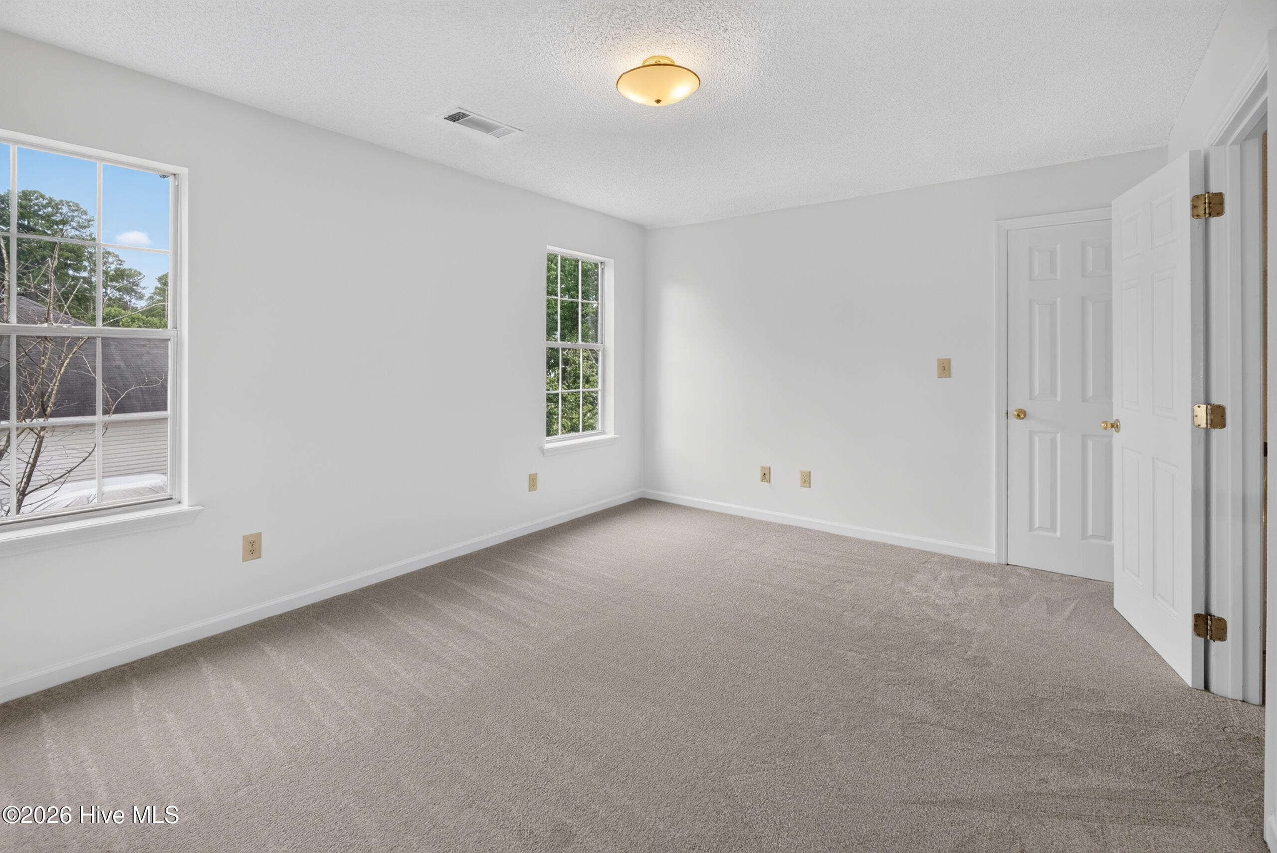 3042 Maplewood Drive Property Photo 36