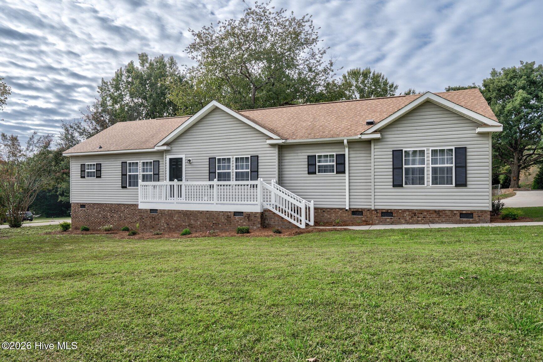 5025 Western Hills Road Property Photo 2