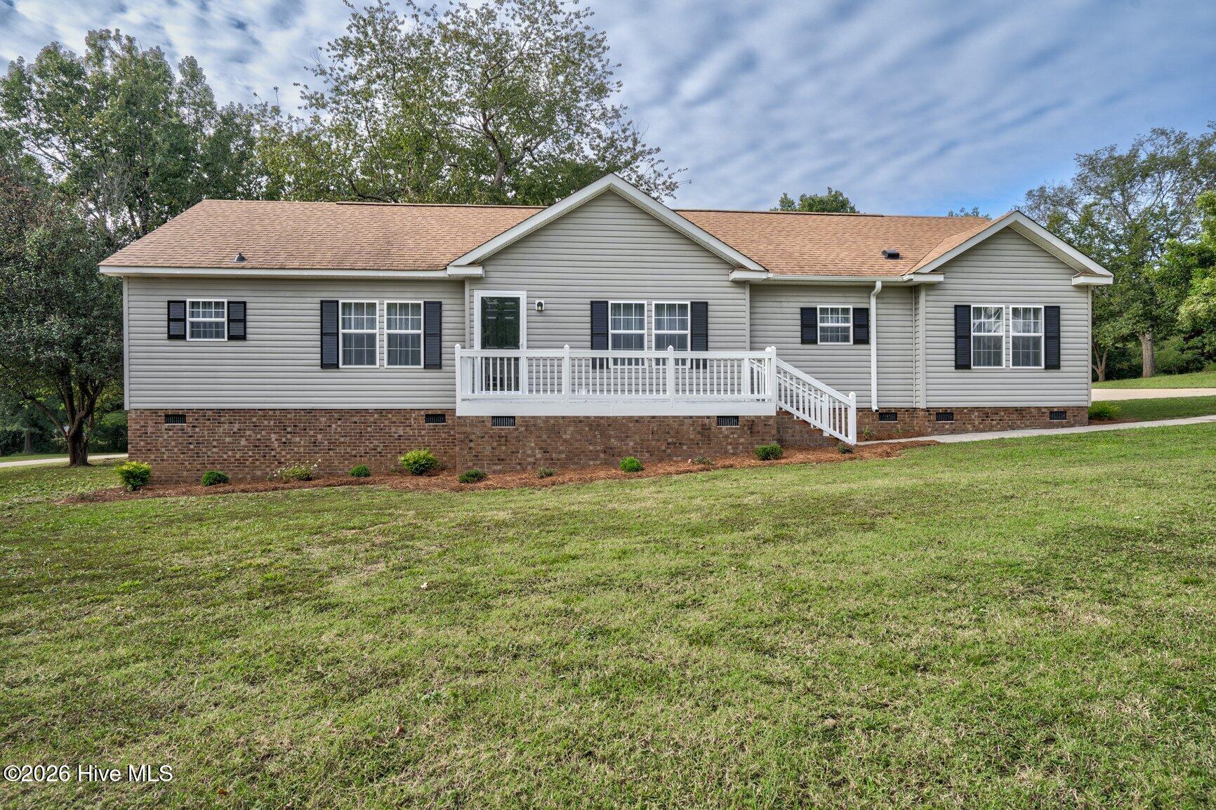 5025 Western Hills Road Property Photo 3
