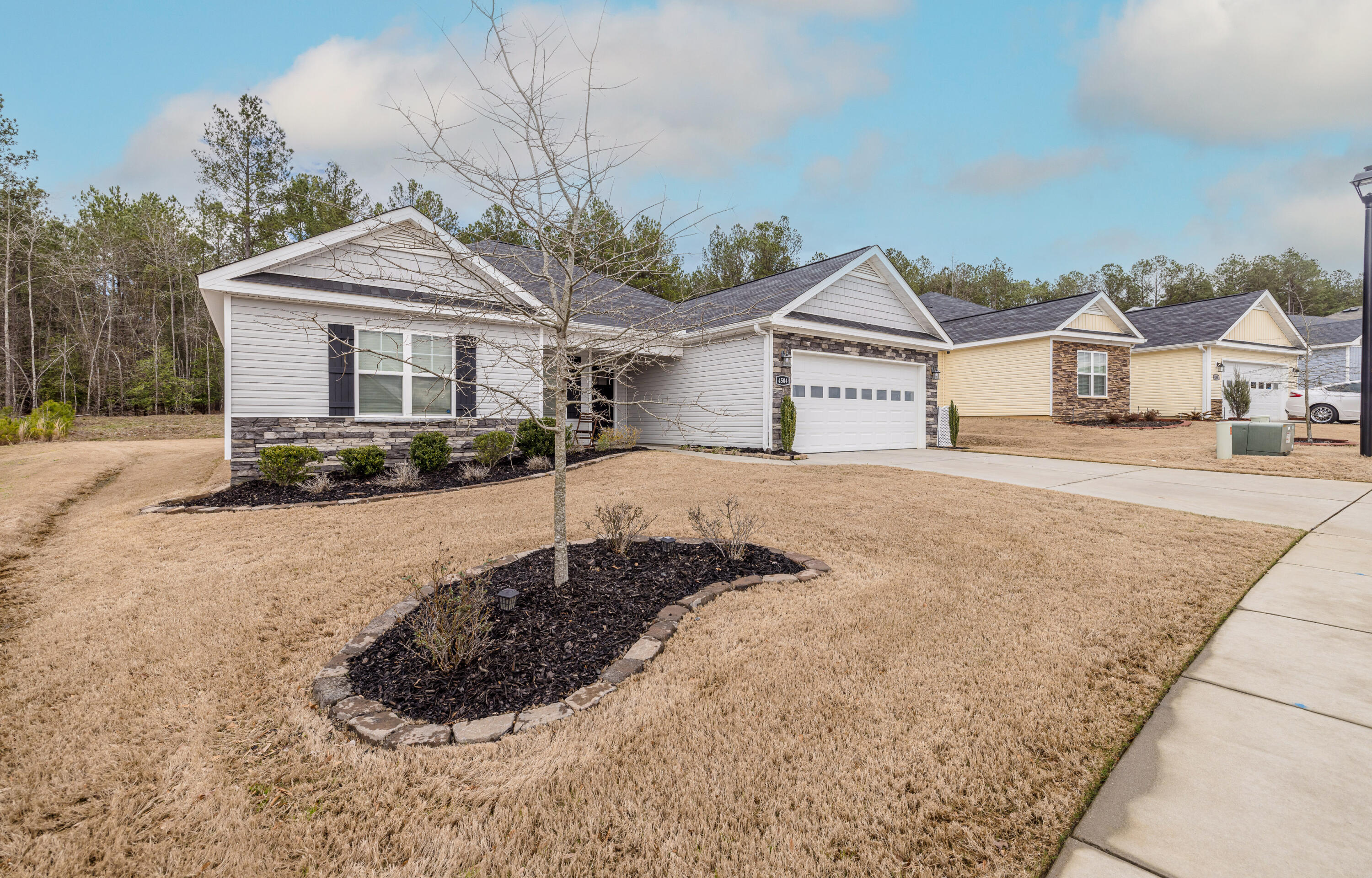4504 Raleigh Drive Property Photo 2