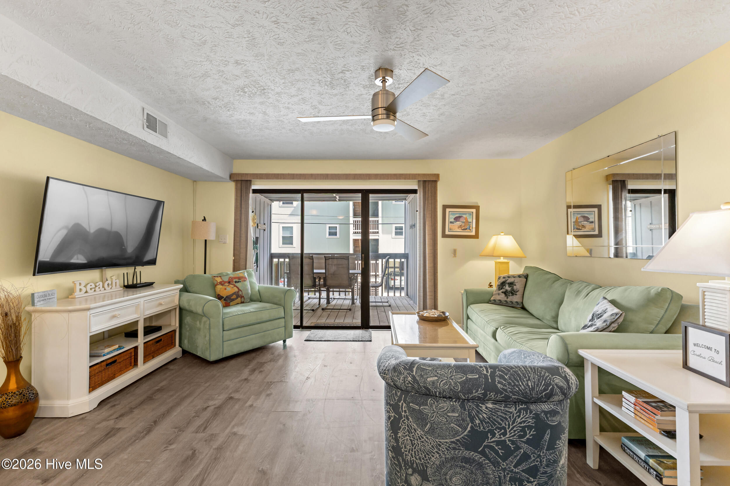 408 Carolina Beach Avenue S A2 Property Photo 6