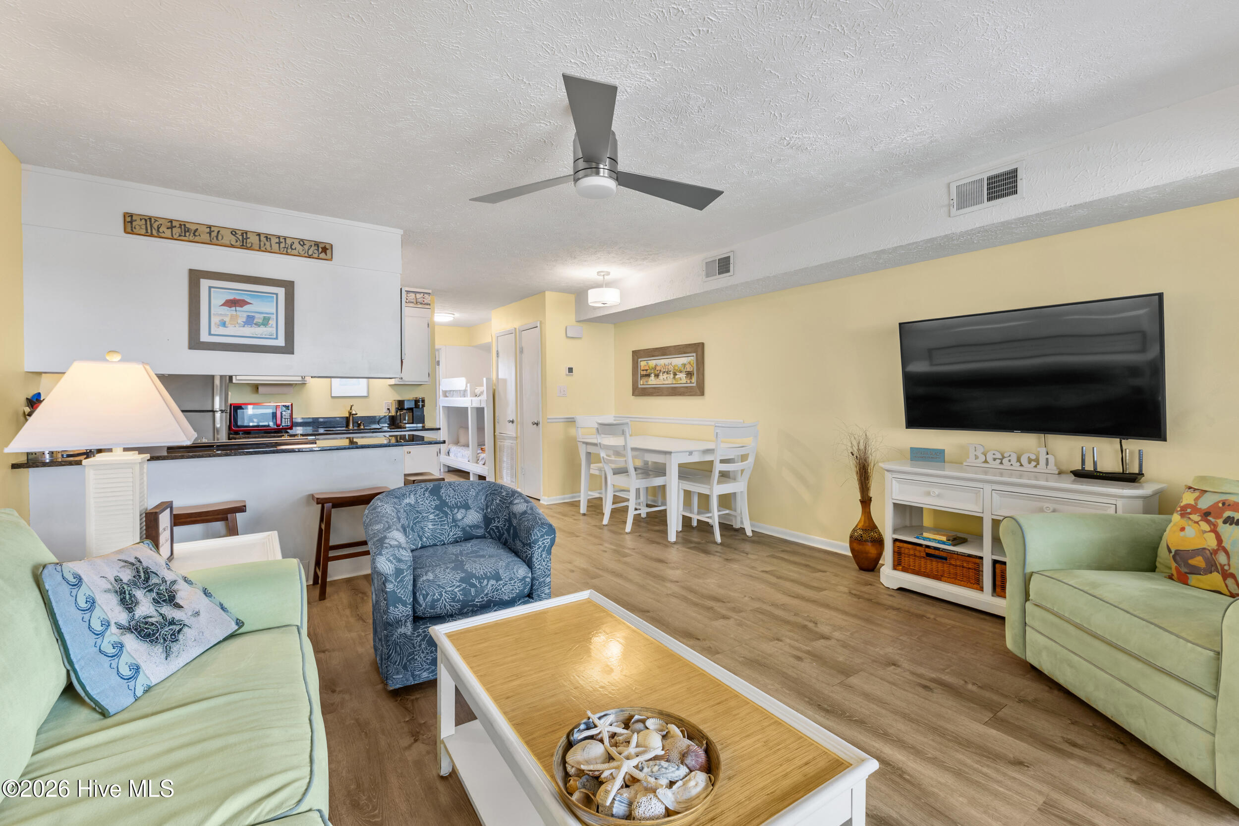 408 Carolina Beach Avenue S A2 Property Photo 8