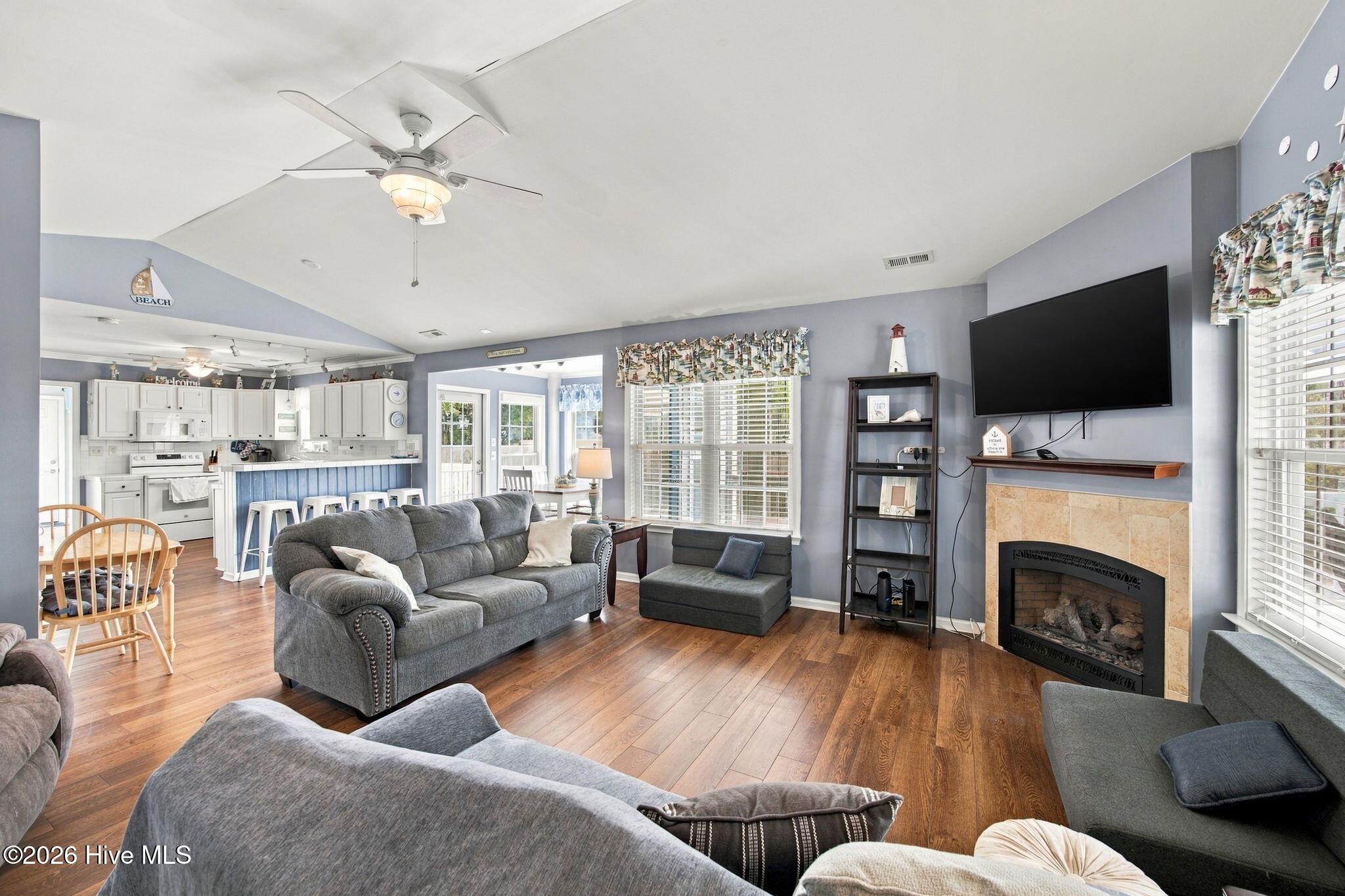 408 Barbee Boulevard Property Photo 6