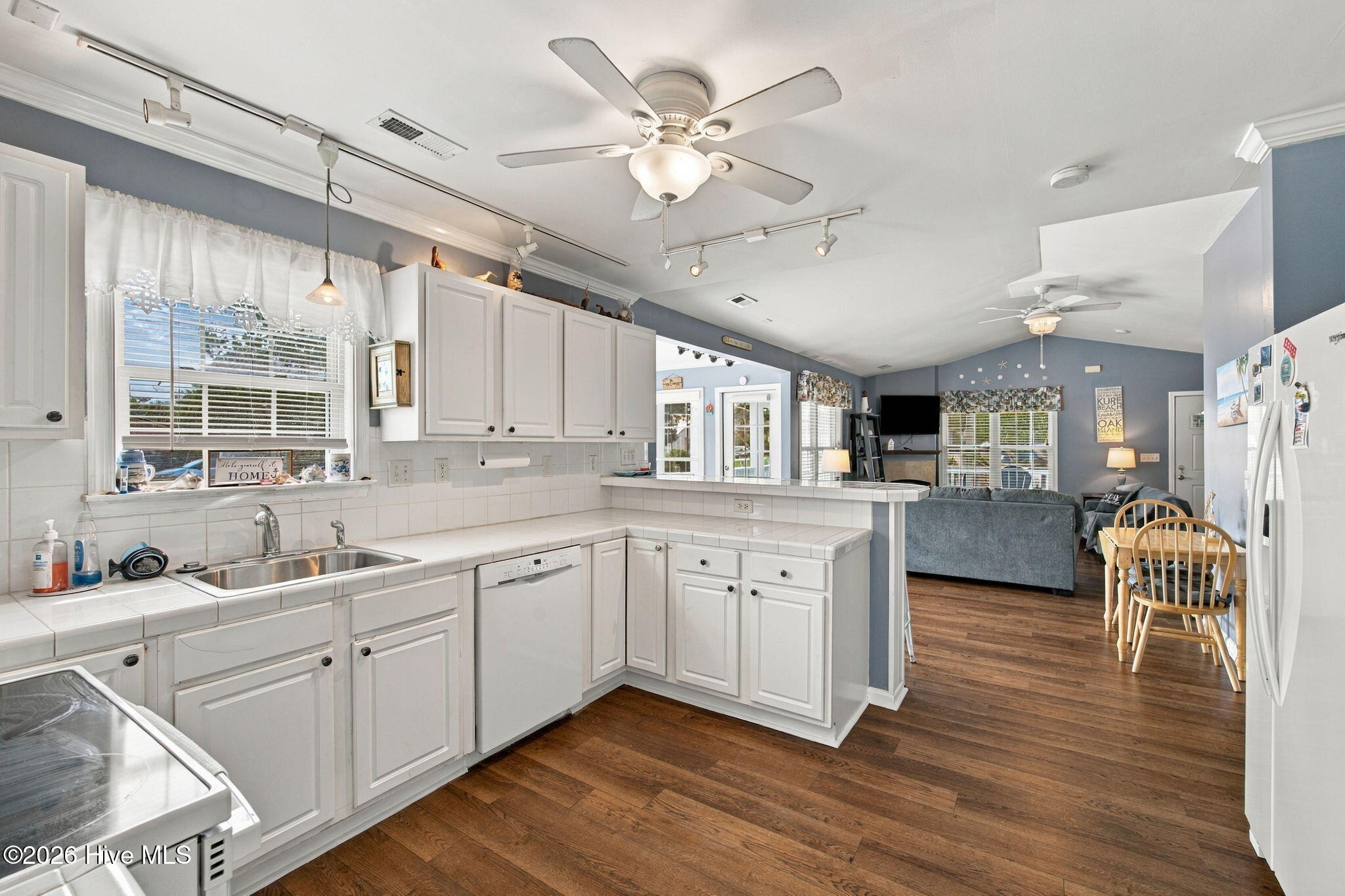 408 Barbee Boulevard Property Photo 16