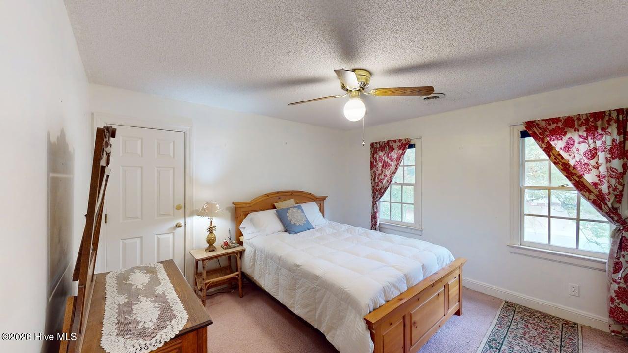 154 S Marion Drive Property Photo 31