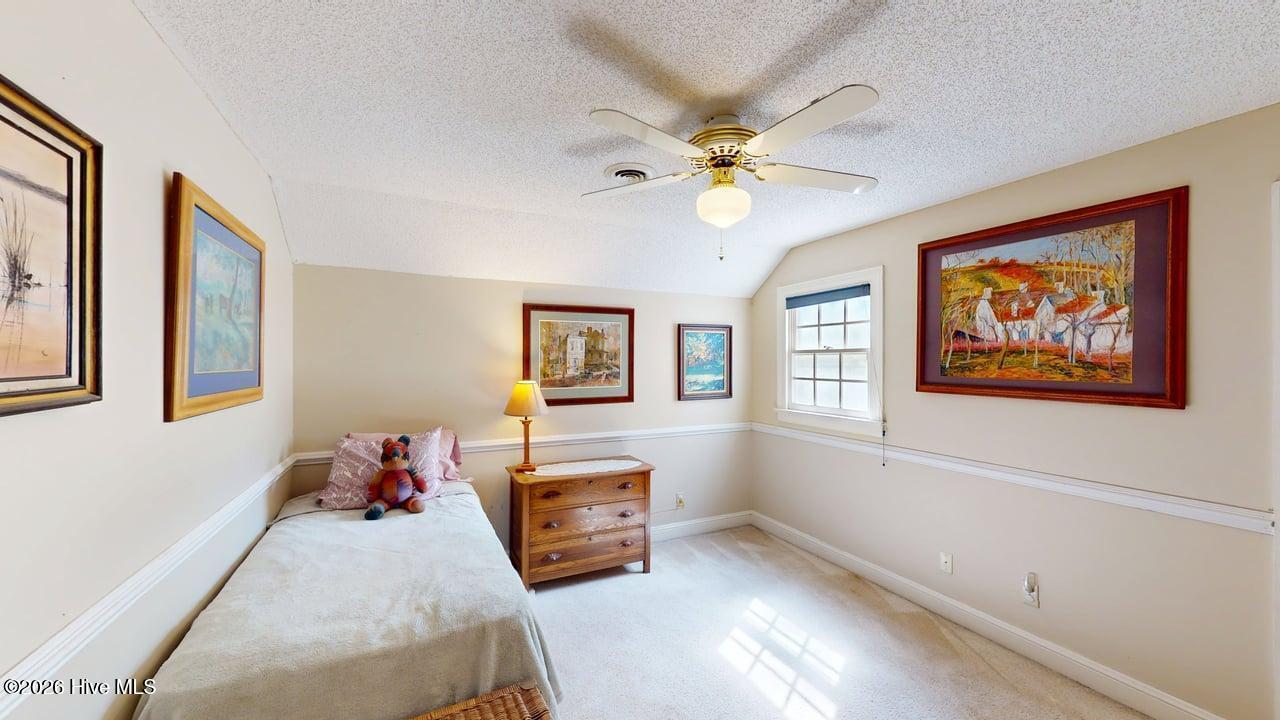 154 S Marion Drive Property Photo 35