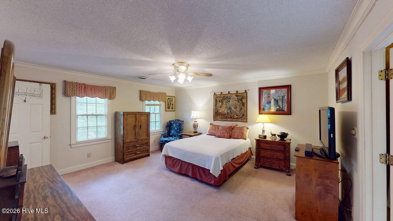 154 S Marion Drive Property Photo 42
